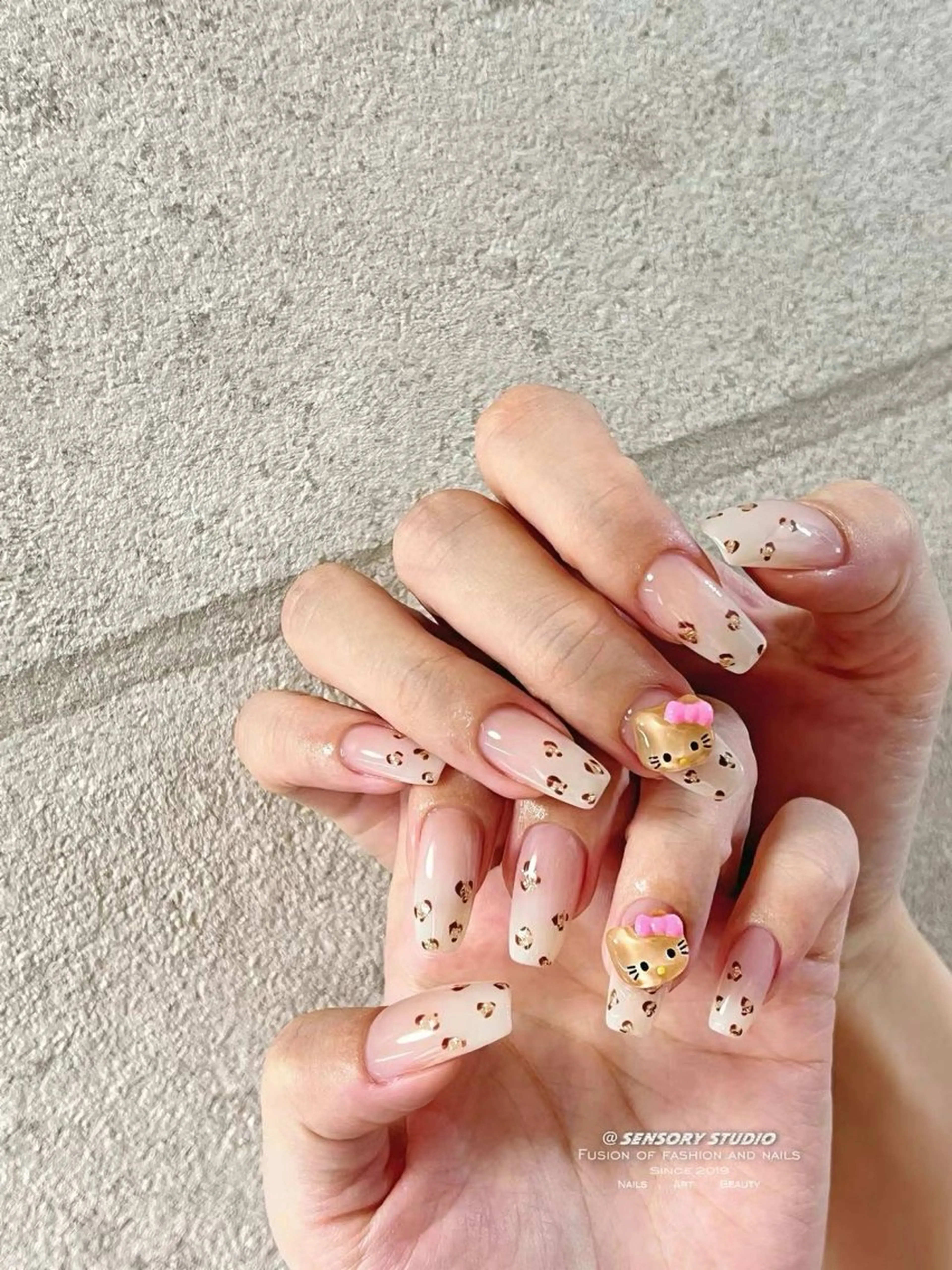 ネイル アートネイル チークネイル フレンチネイル グラデーション マグネットネイル S.nail _のネイルデザイン