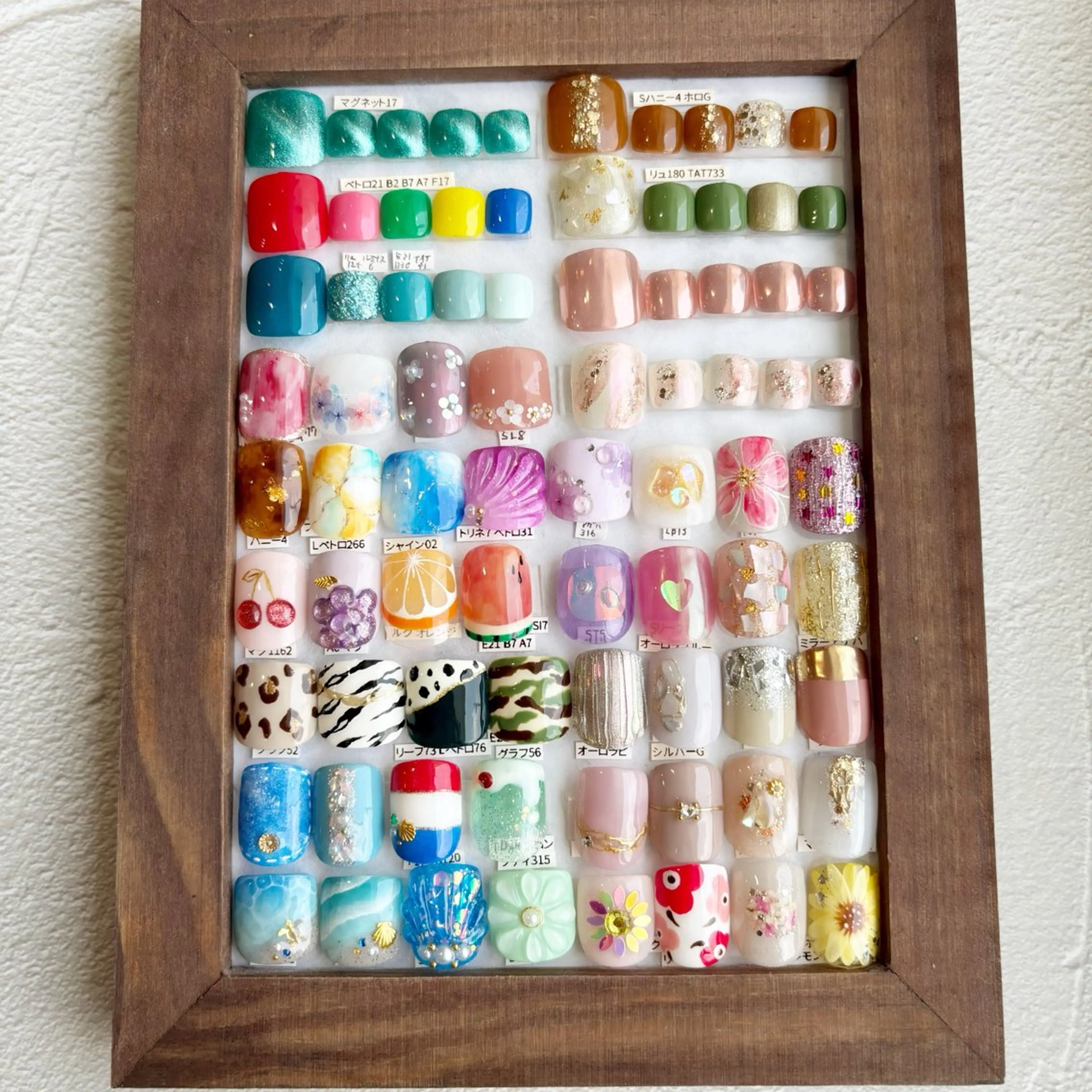 ネイル フットネイル フットネイル ココティエ所属・ココティエ 藤本のネイルデザイン