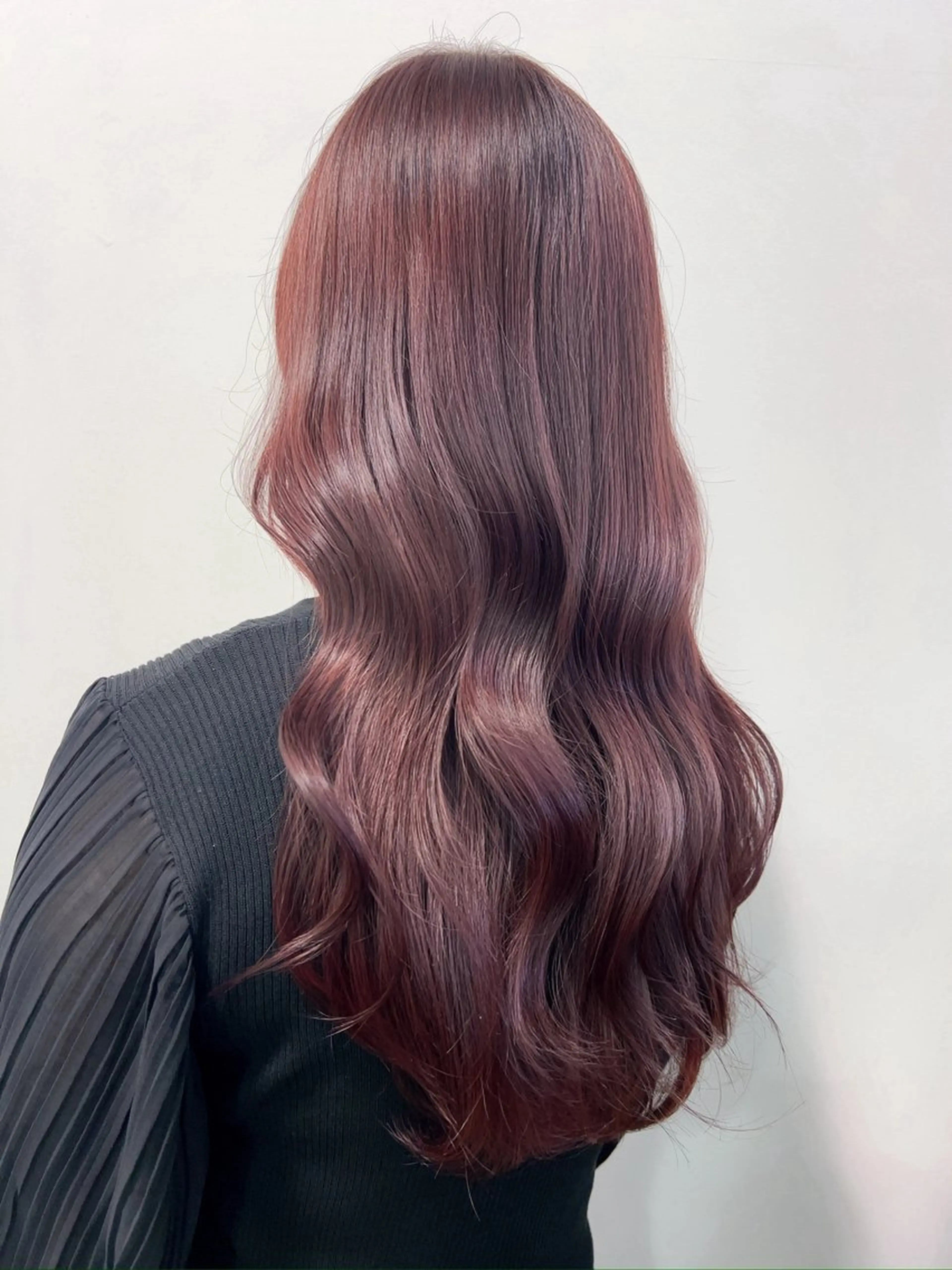 ロング カラー 拝頭　奈枝 Beretのヘアスタイル