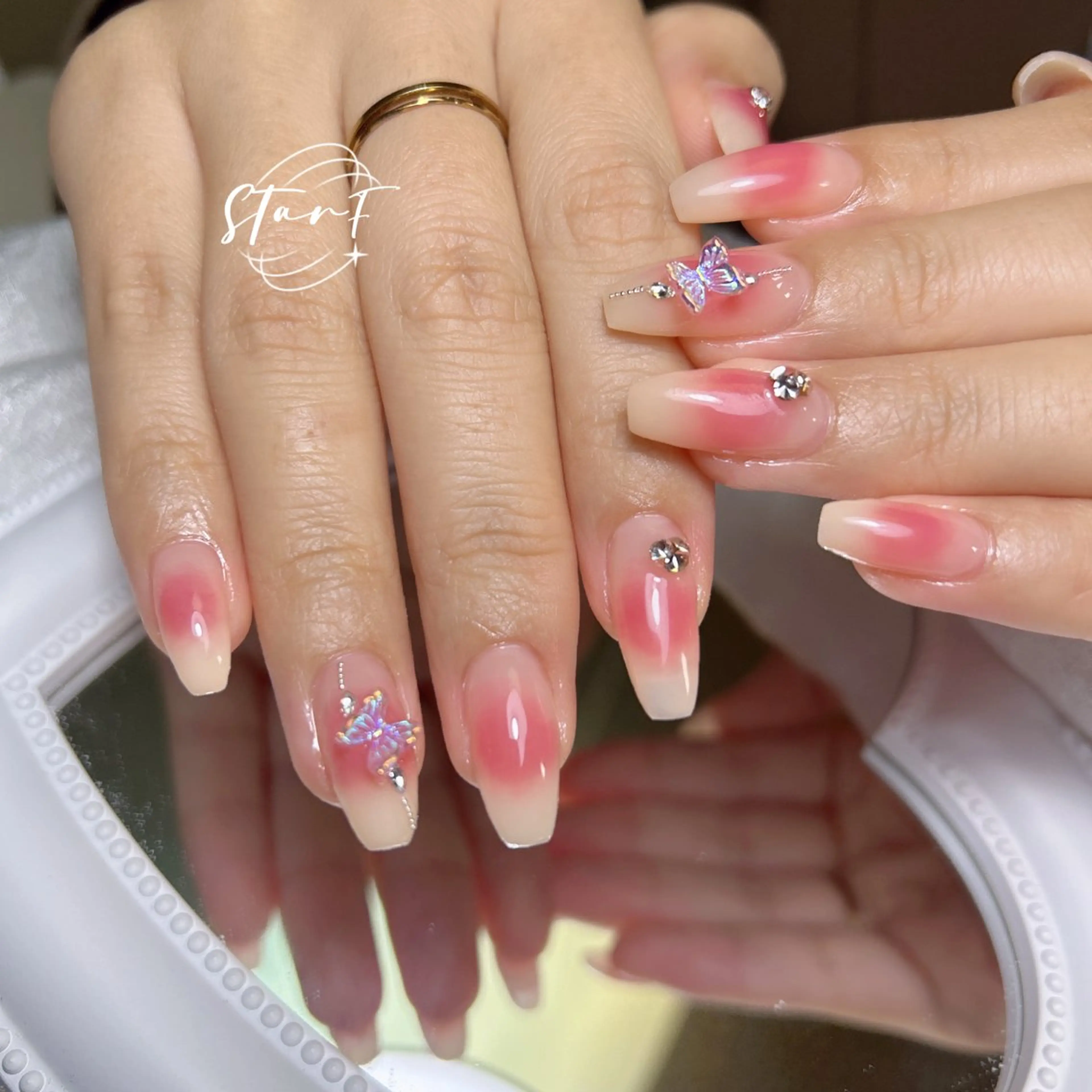 ネイル ハンドネイル StarF 関内店のネイルデザイン