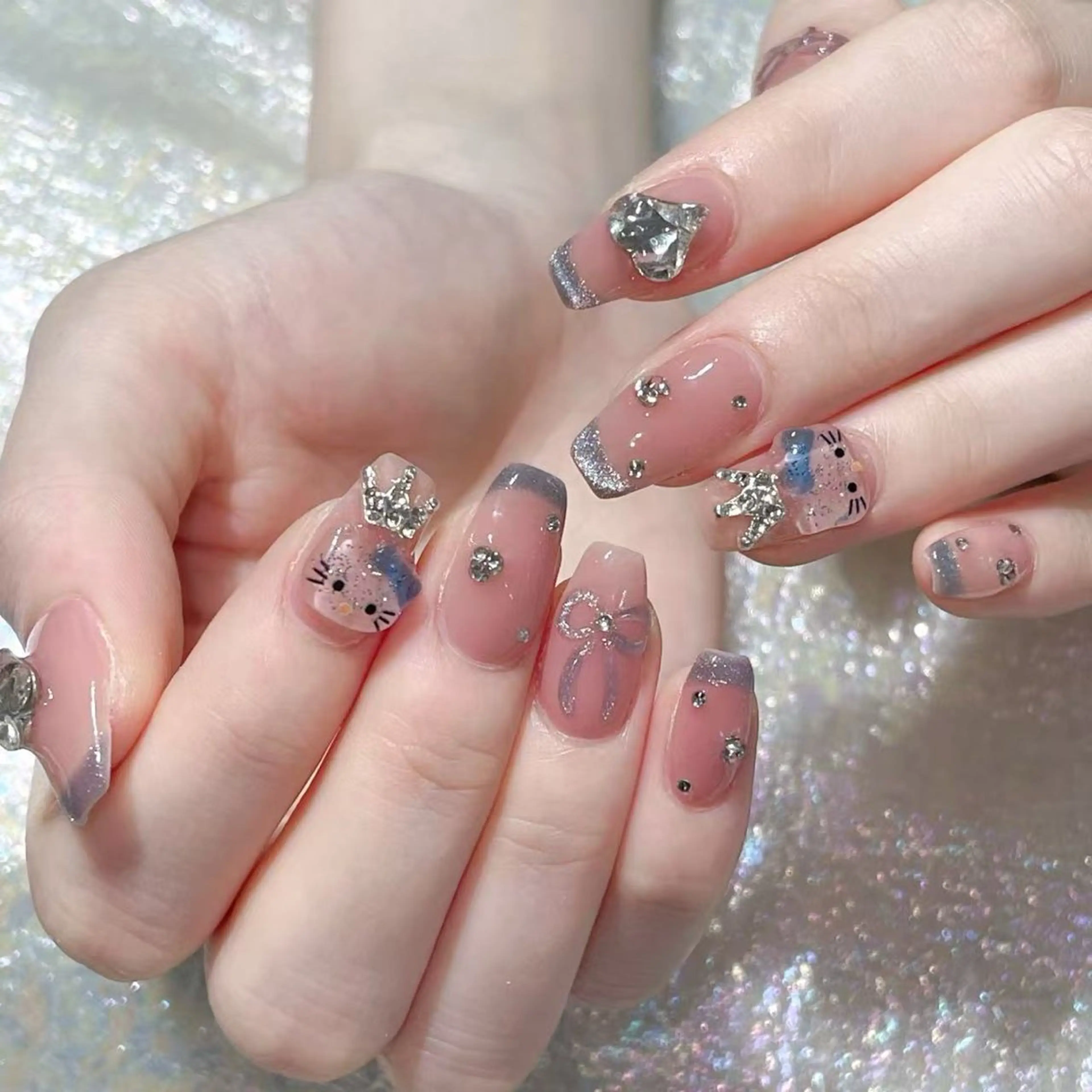 ネイル ハンドネイル Queens マオのネイルデザイン