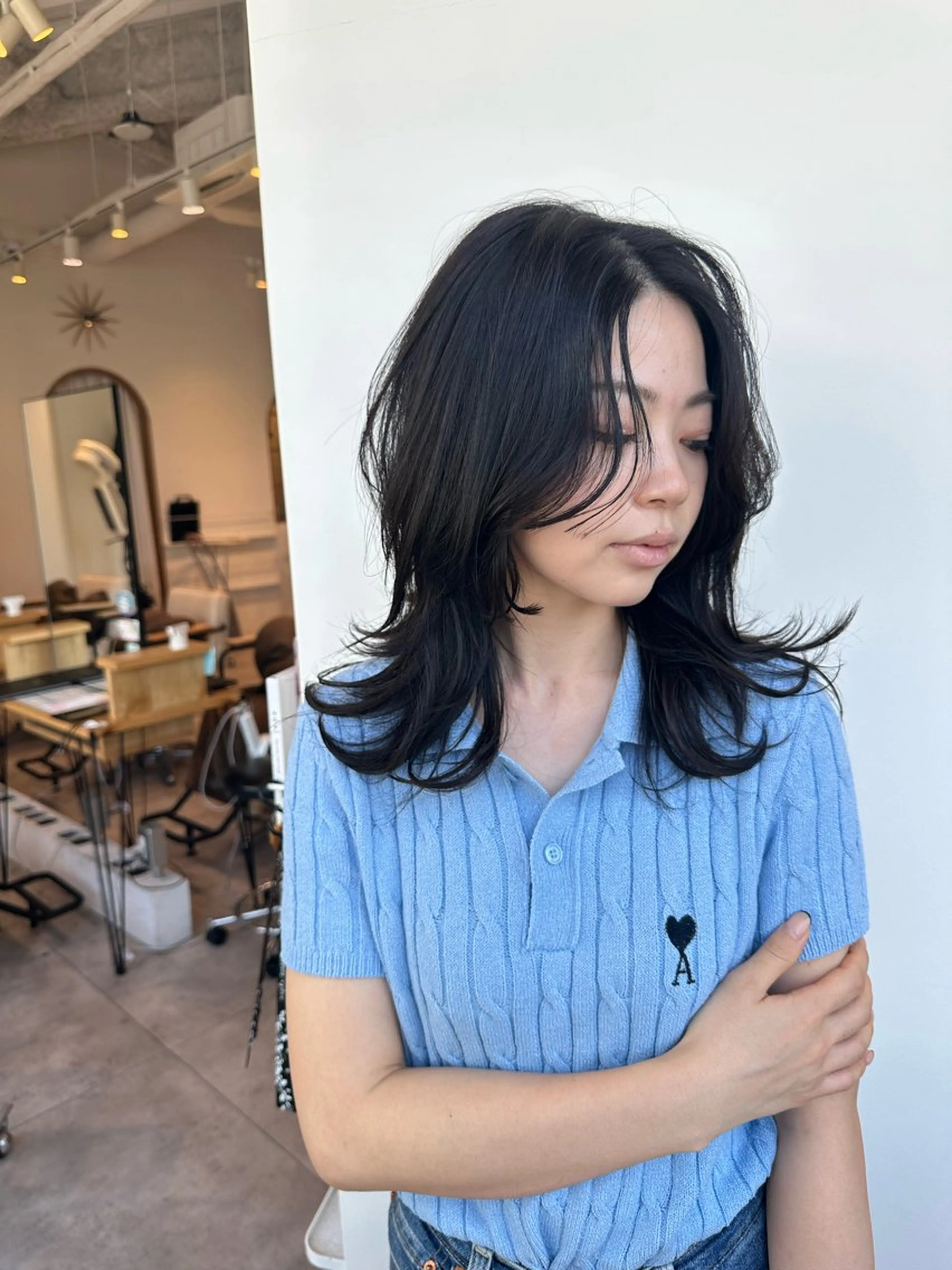 セミロング ボブ くびれヘア 顔まわりレイヤー 顔周りカット ハッシュカット 大阪ウルフカット ハッシュカットのヘアスタイル