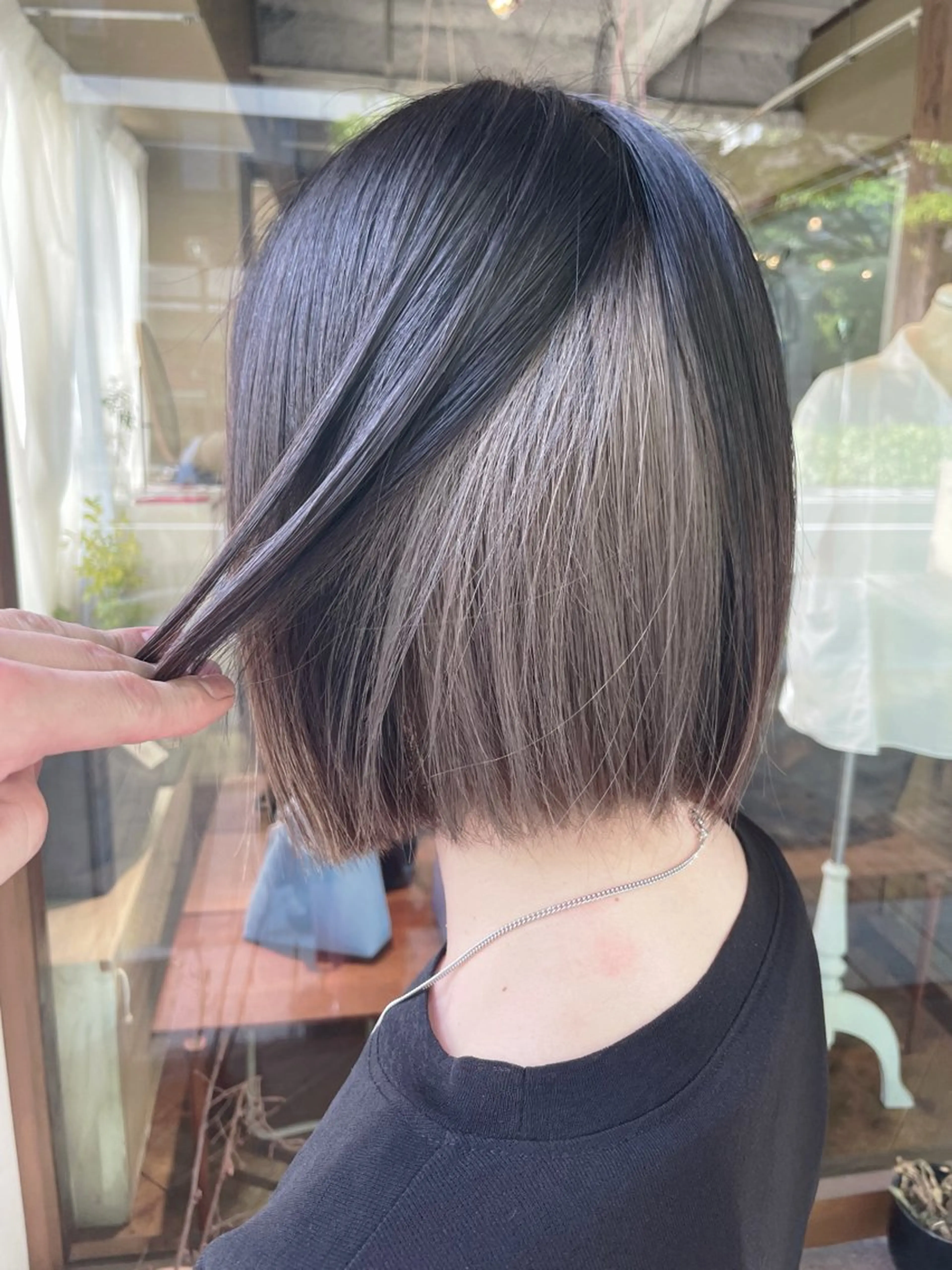 ショート カラー ワンレンボブ ダブルカラー ボブ カット ヘアカラー トリートメント 山本 雅由のヘアスタイル