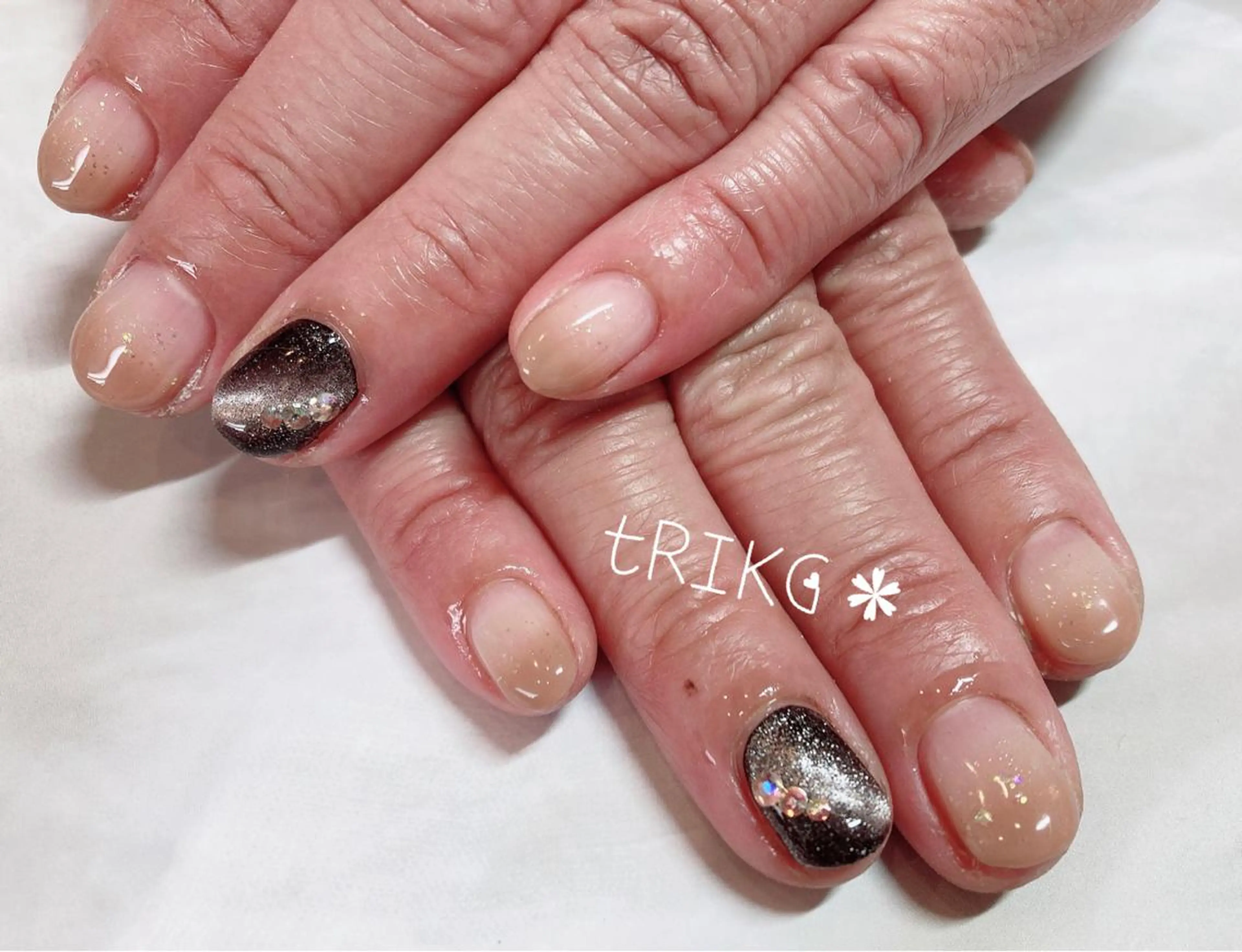 ネイル ハンドネイル tRING＊ しいの木台のネイルデザイン