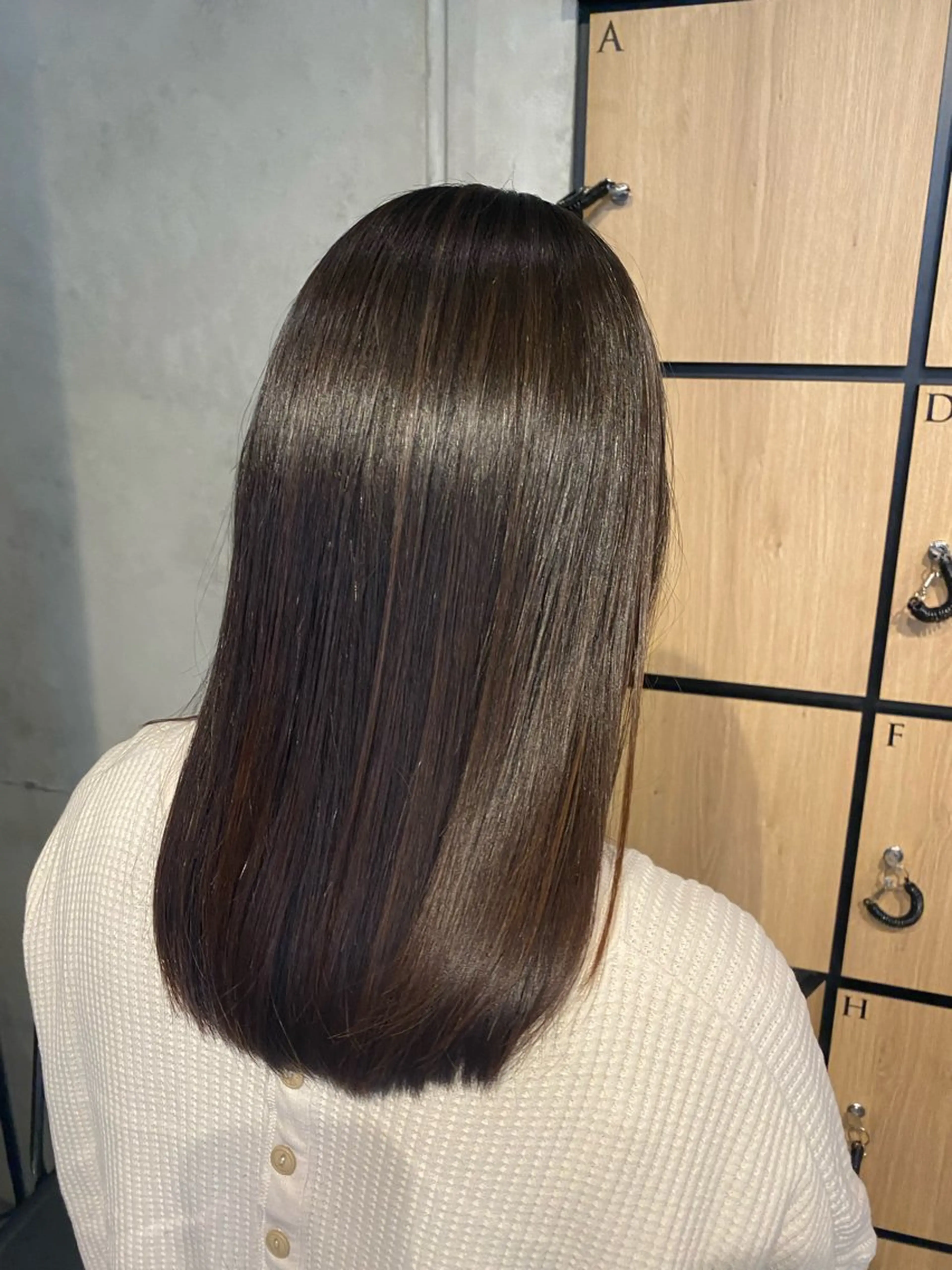 セミロング カット ヘアカラー 縮毛矯正 髪質改善サロン 梅田/ヨナミネのヘアスタイル