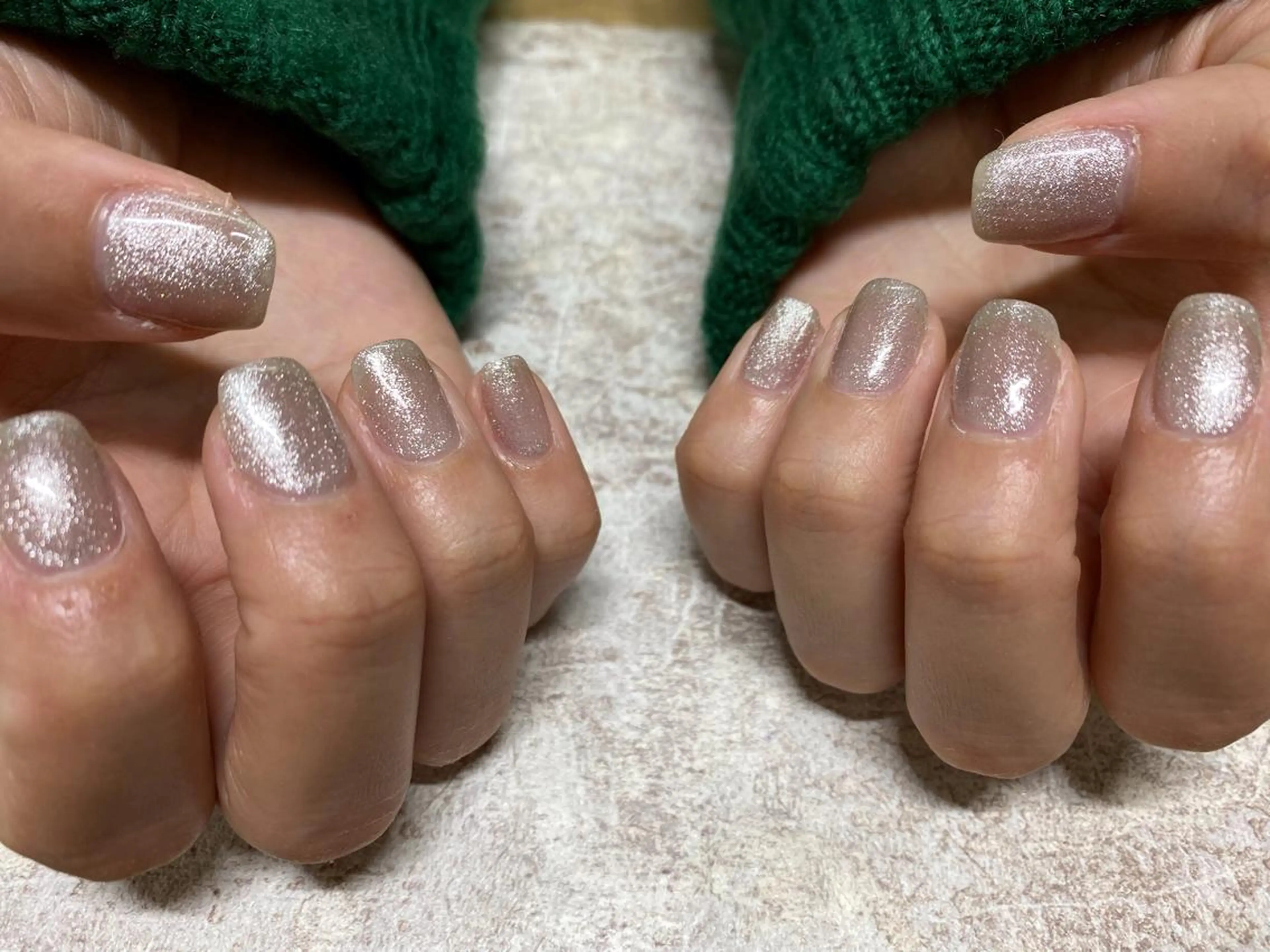 ネイル マグネットネイル シルバー ハンドネイル mogunail &blowのネイルデザイン