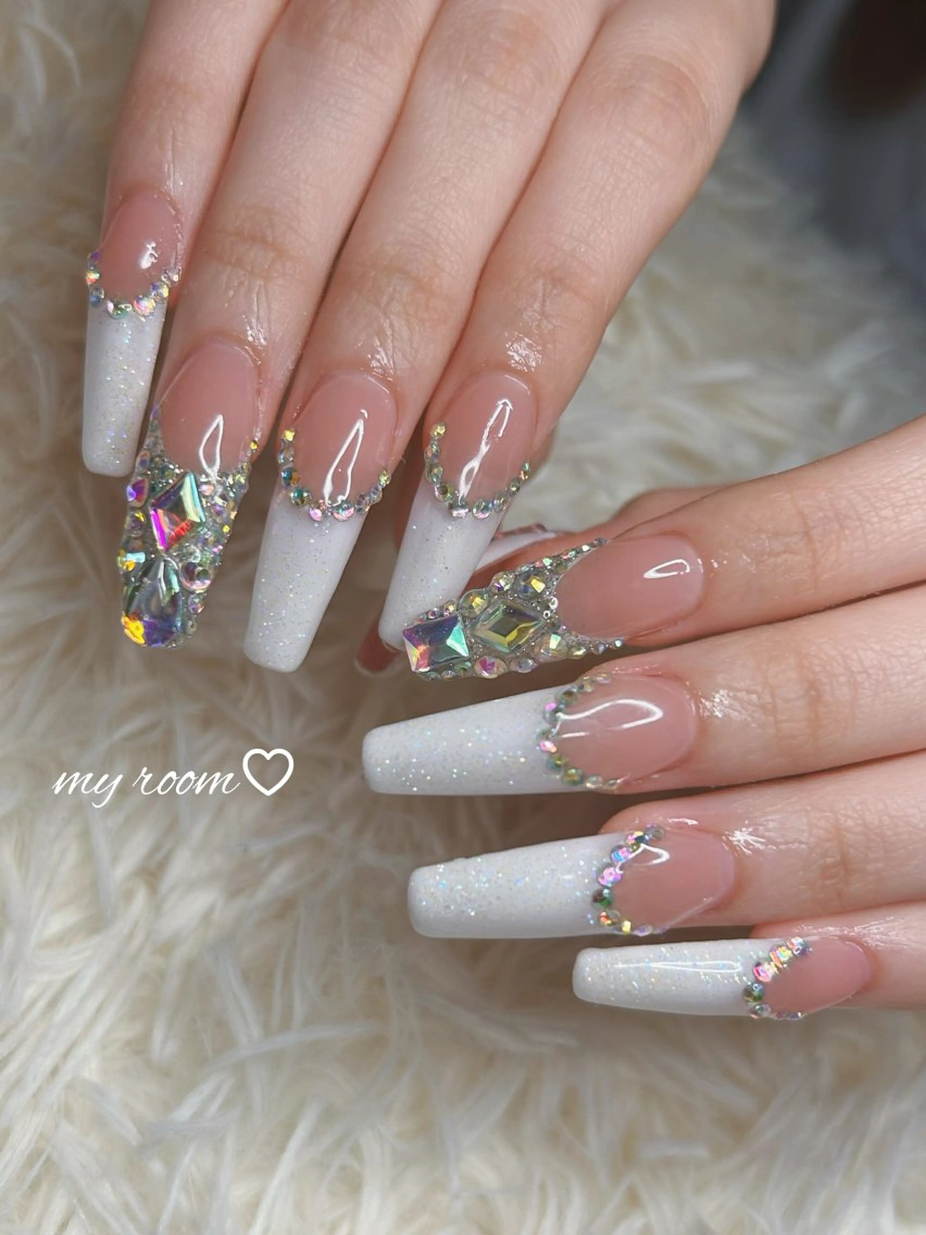 ネイル うるま市サロン Yuko Izawaのネイルデザイン