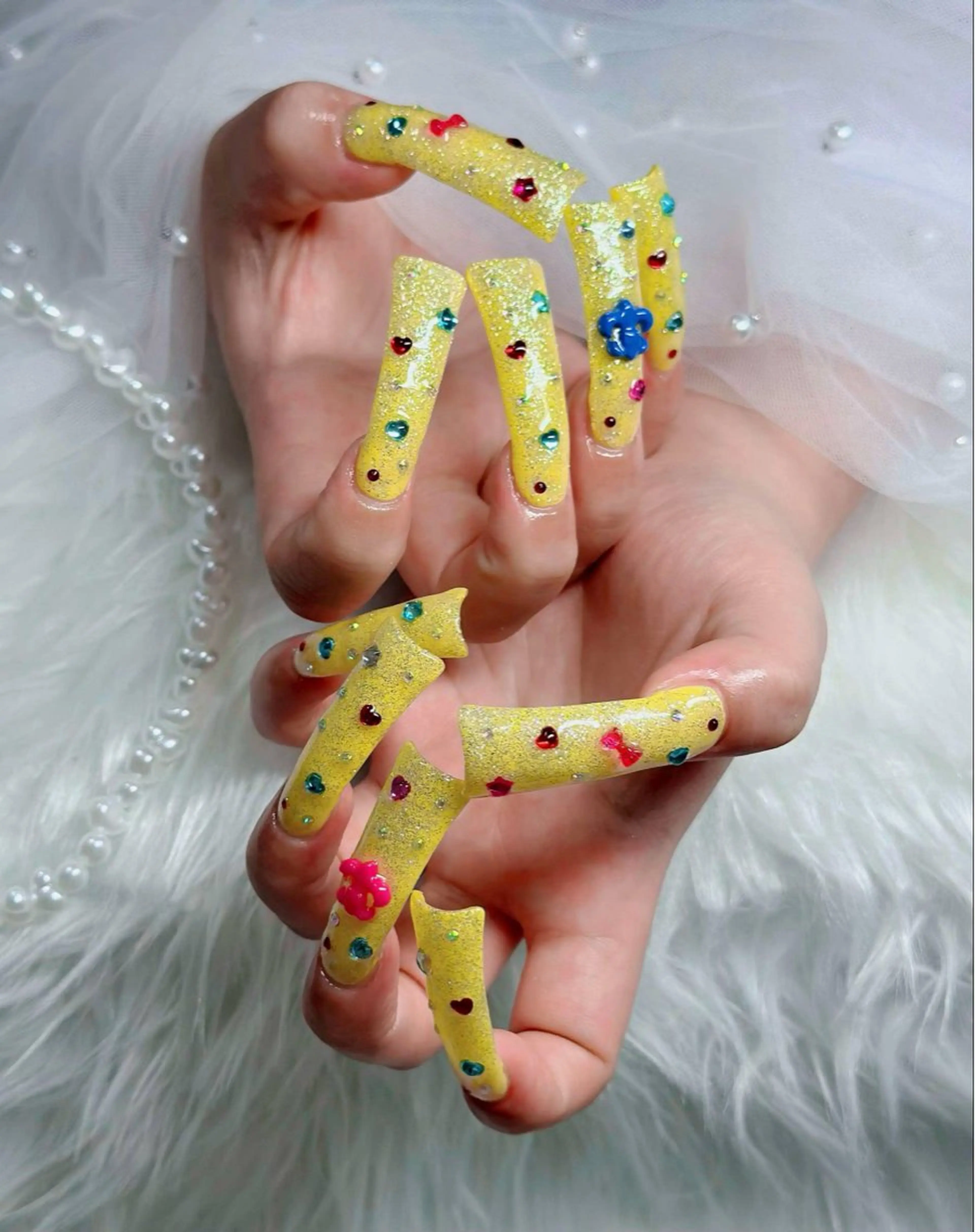 ネイル フレンチネイル ジェルネイル ガラスフレンチ ハロウィン ハート ハンドネイル H.baby Nail Salonのネイルデザイン