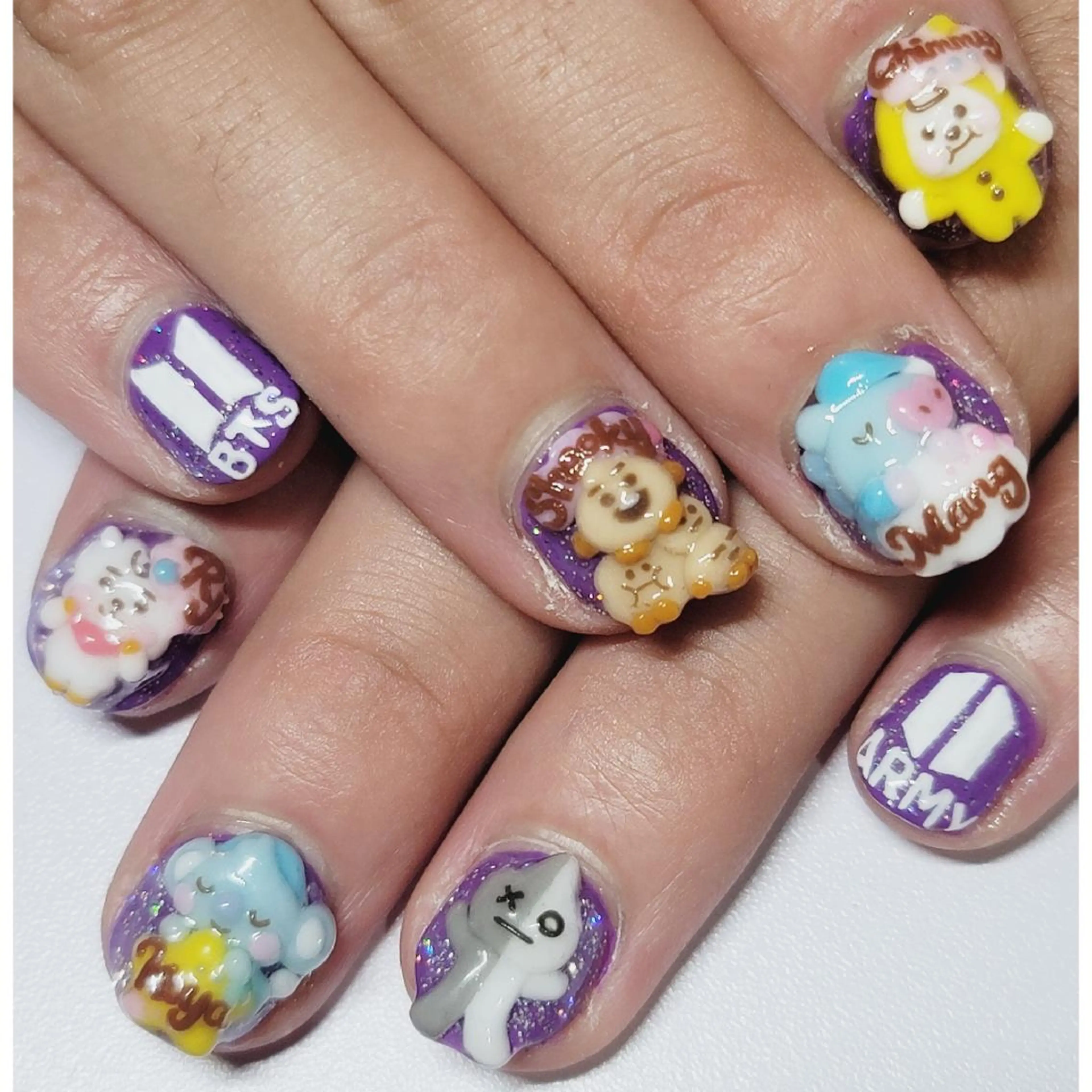 ネイル アートネイル オーロラネイル ラメ(グリッター) ワンカラーネイル パープル ハンドネイル よしだ ひろきのネイルデザイン