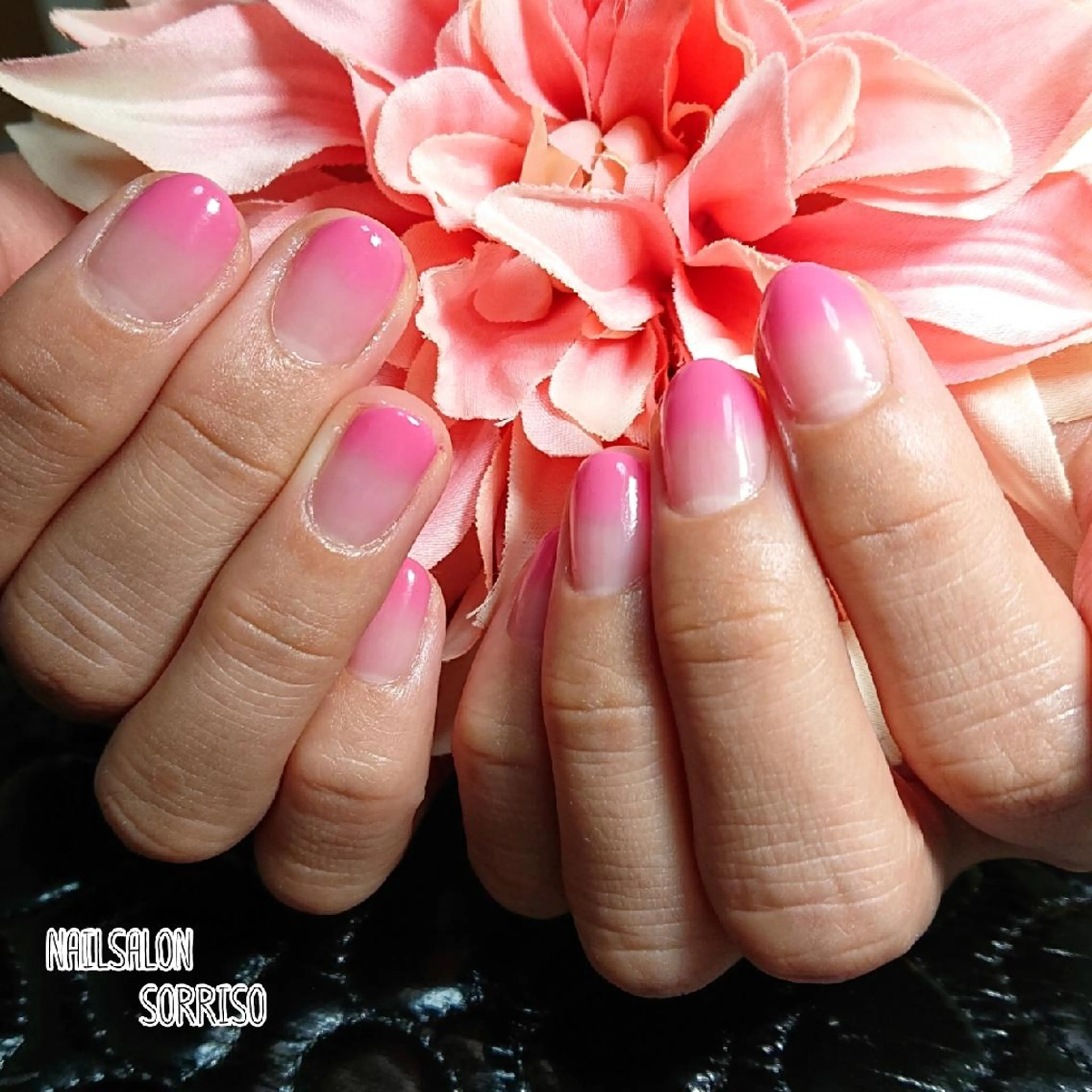 ネイル KOYAMA KIMIEのネイルデザイン