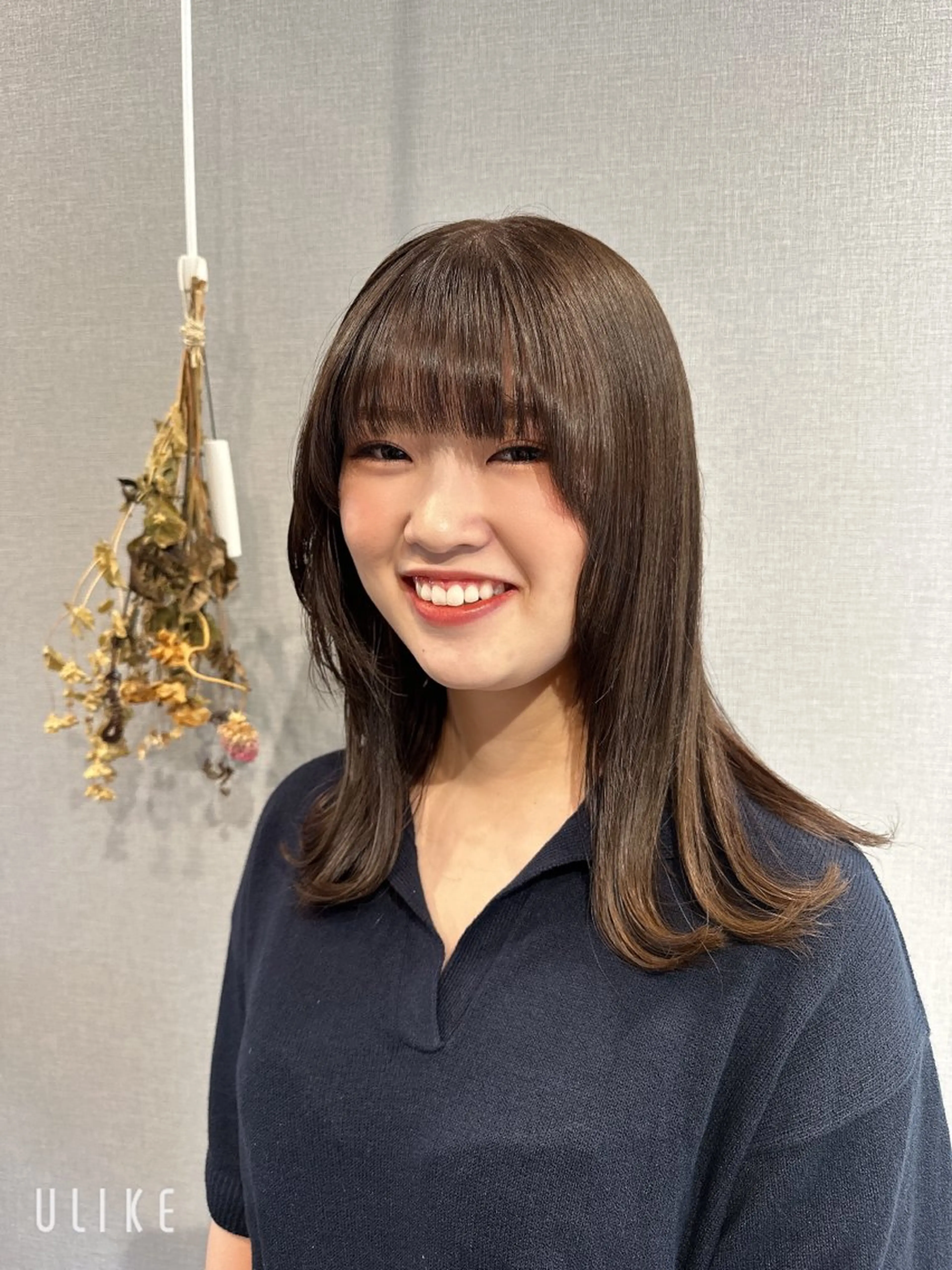 セミロング くびれヘア 顔まわりレイヤー レイヤーカット カット ヘアカラー トリートメント K Harukaのヘアスタイル