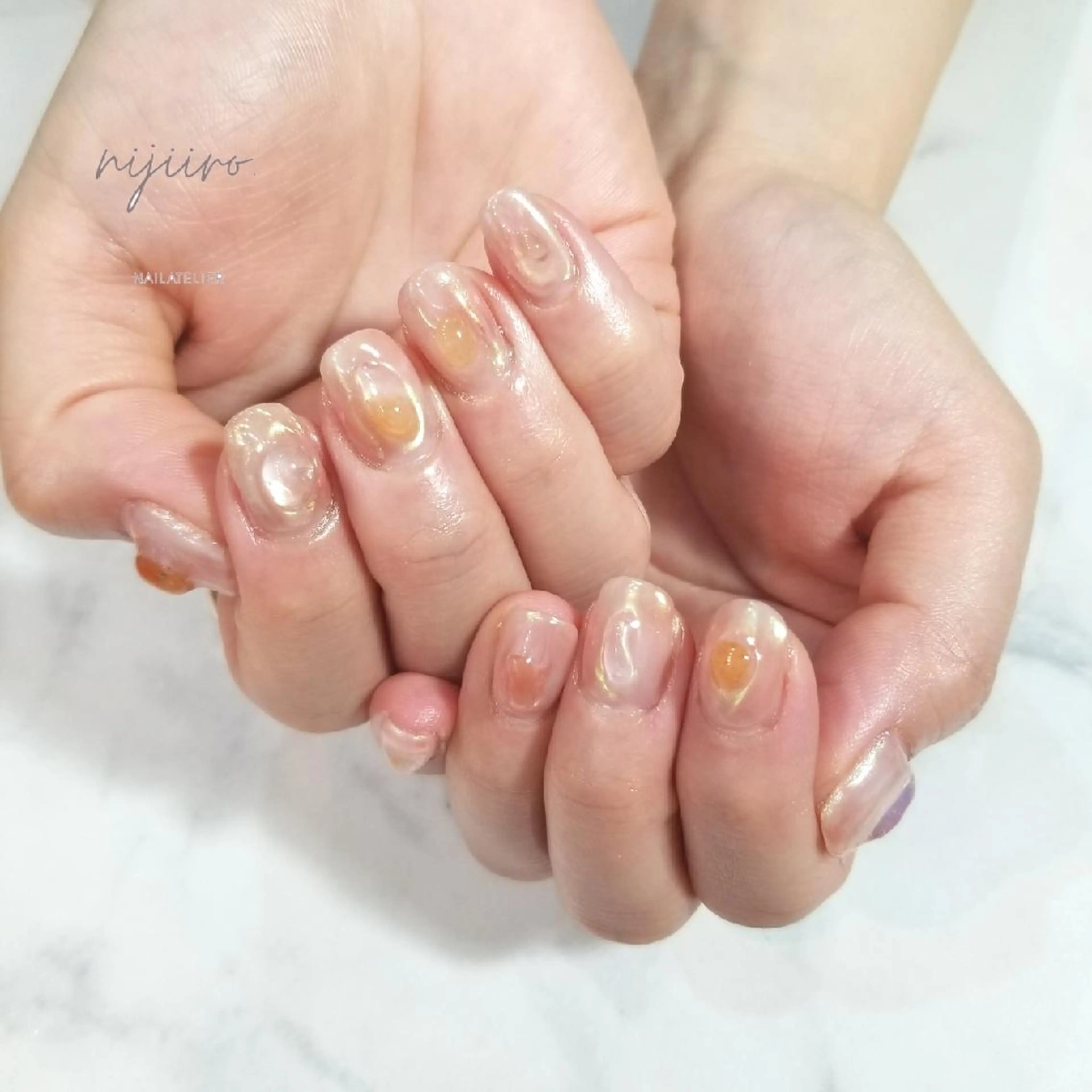 ネイル オーロラネイル ニュアンスネイル ハンドネイル nijiiro🌈 サトウのネイルデザイン