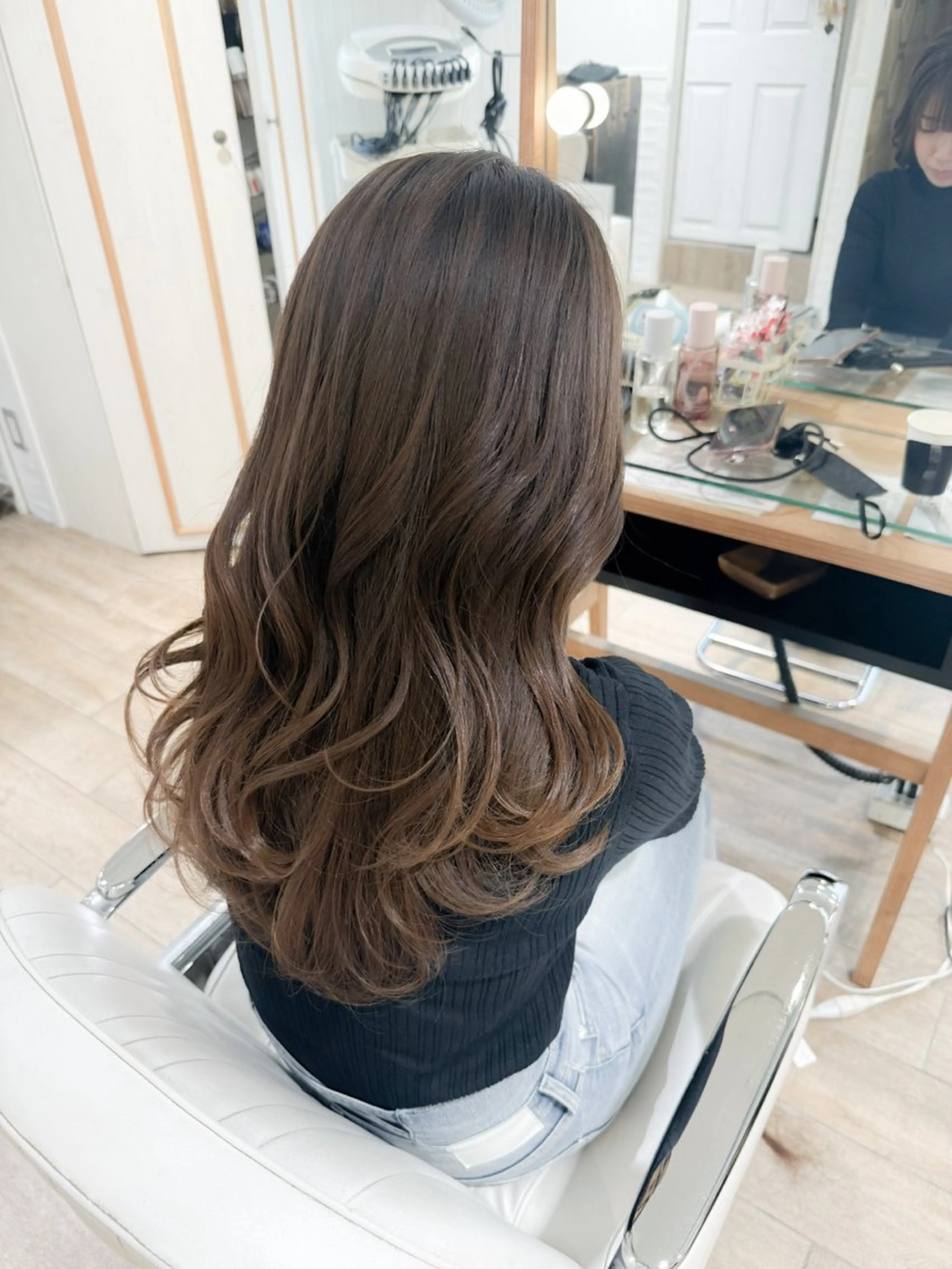 ロング カラー グレージュ ロング カット ヘアカラー ✨カラー支持No.1 🧸ワキ カナコ🧸のヘアスタイル