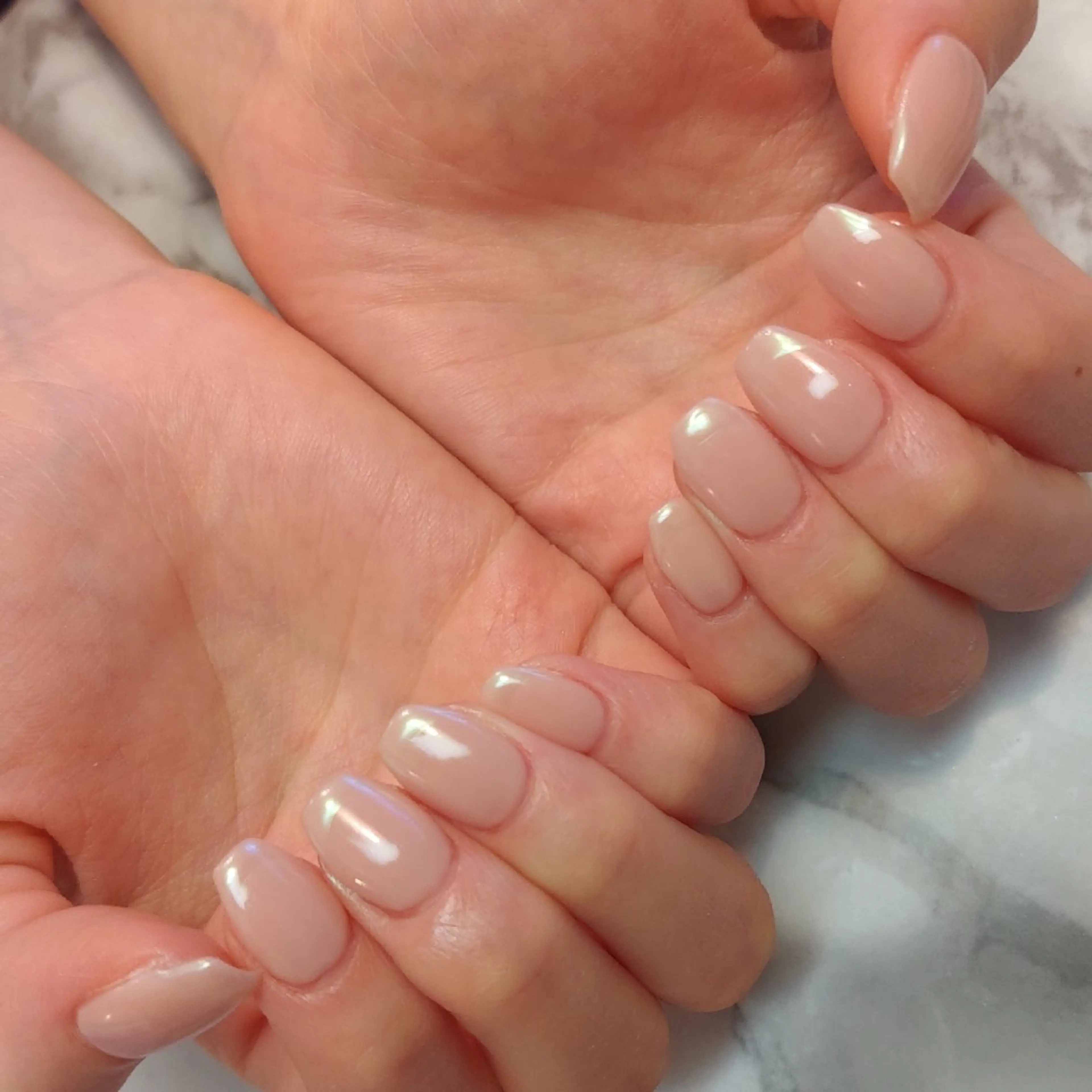 ネイル オーロラネイル フレンチネイル ジェヌインネイル 河内のネイルデザイン