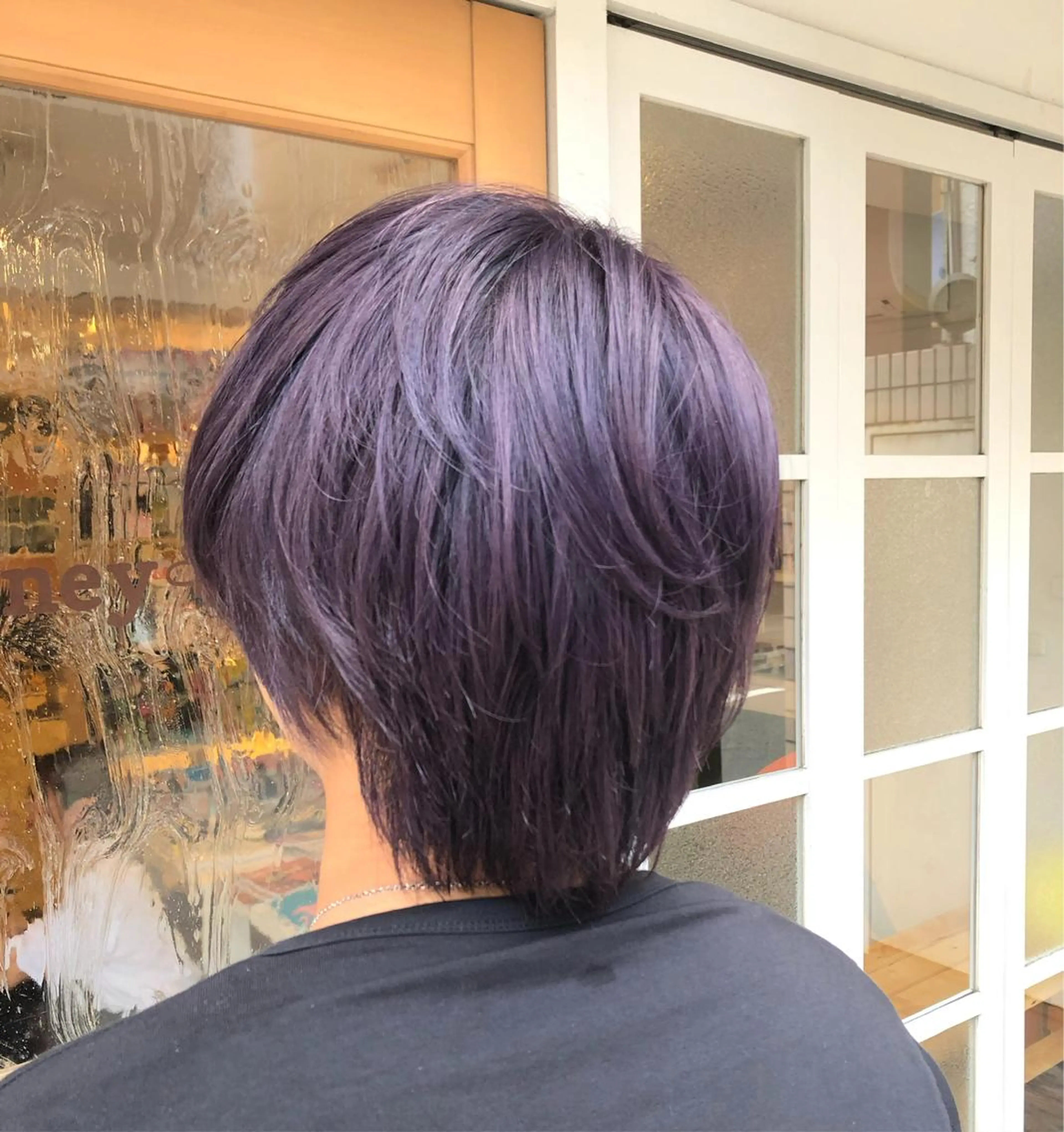ショート カラー メンズ ダブルカラー パープルカラー 西村 有紗のヘアスタイル