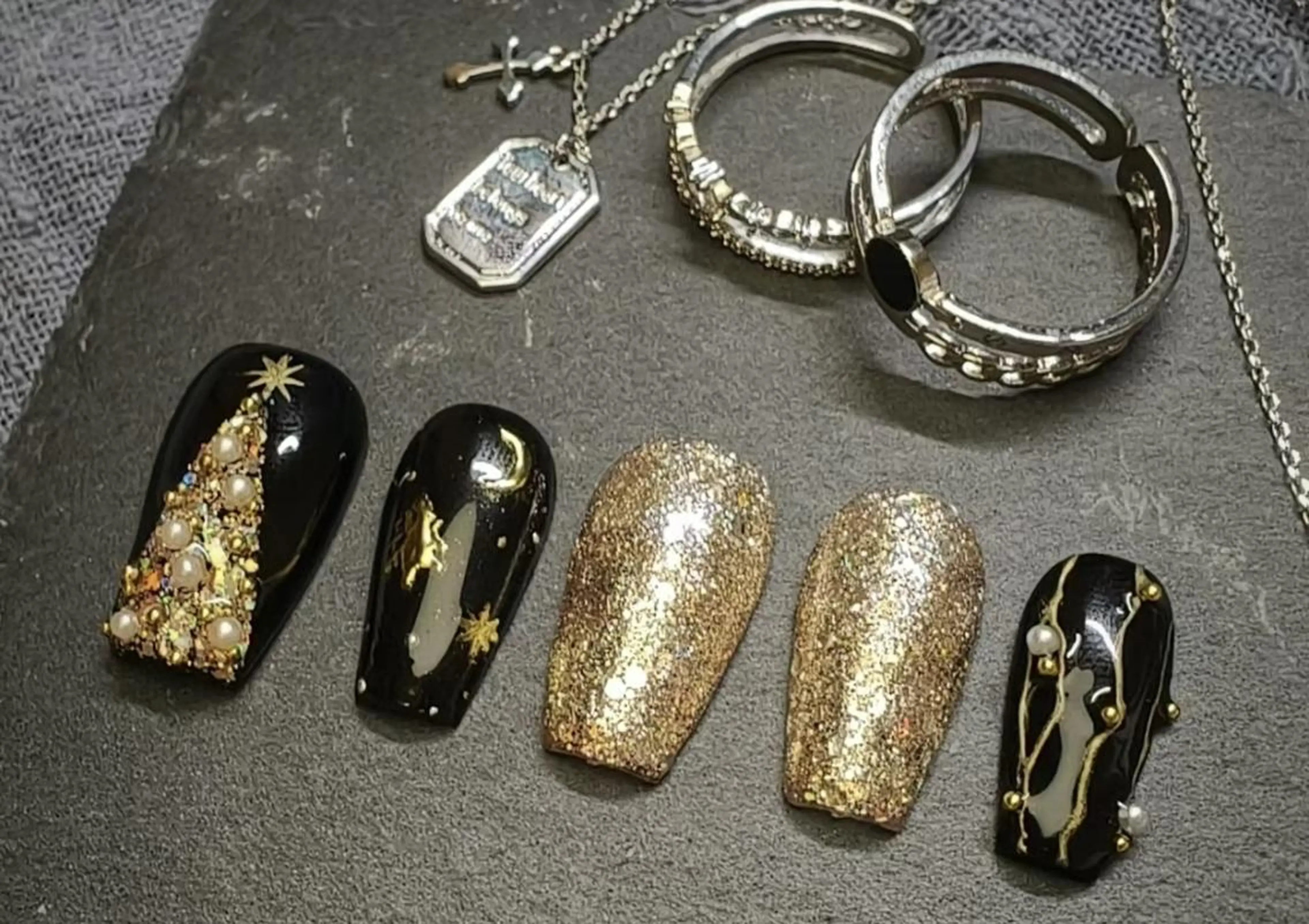 ネイル VIVIAN リサのネイルデザイン