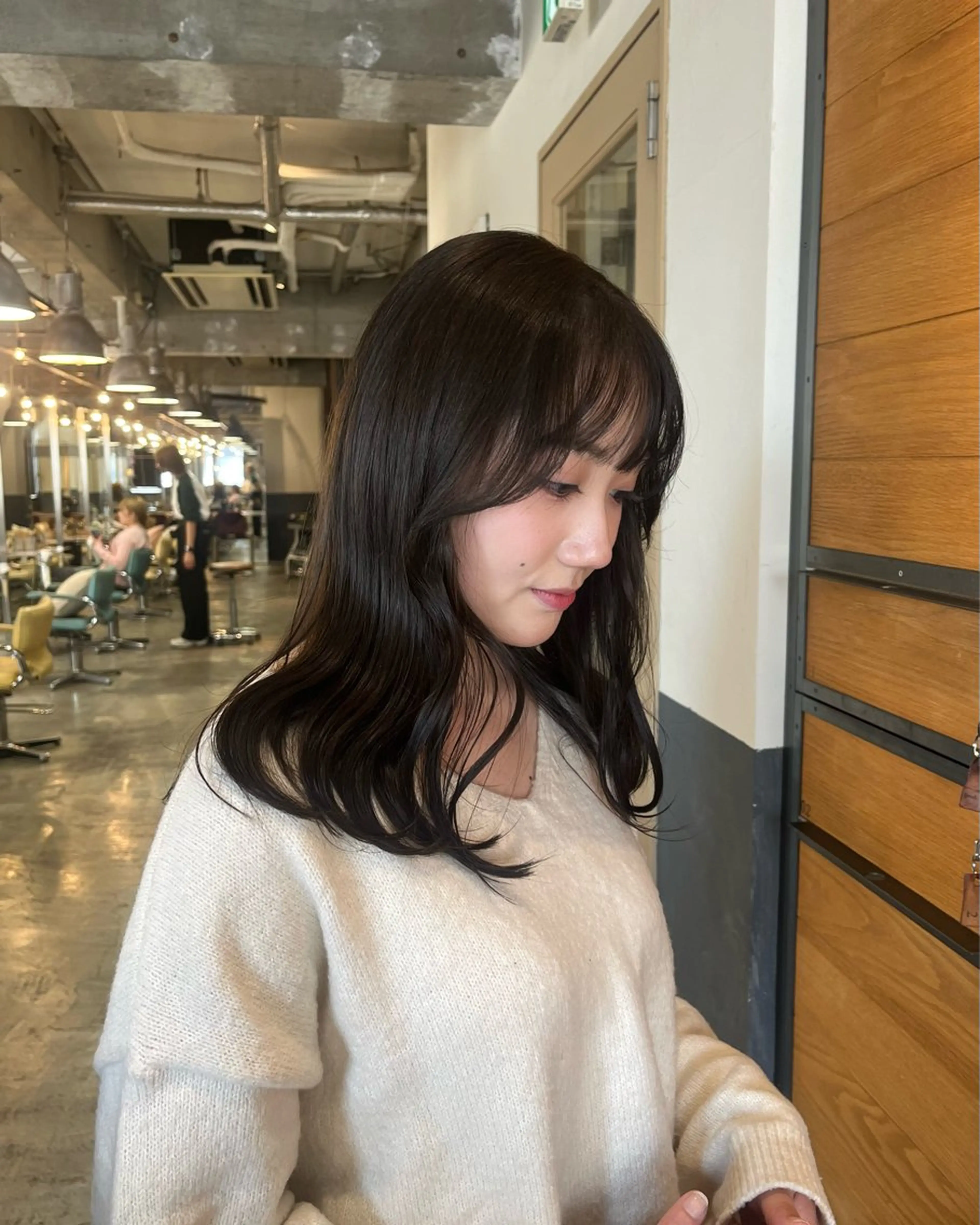 ミディアム カラー ベージュカラー 透明感カラー オリーブベージュ ヘアカラー keen 立川のヘアスタイル