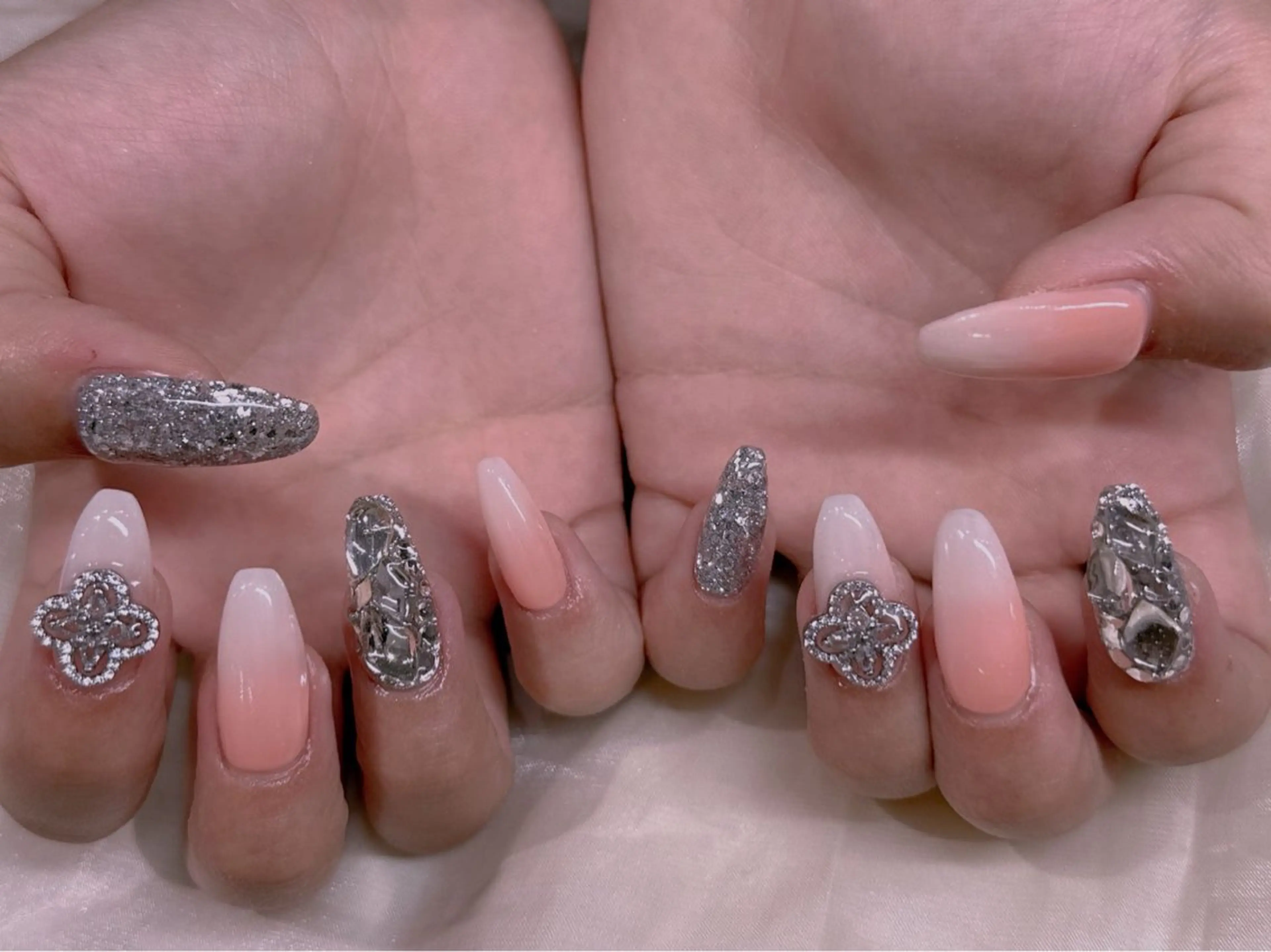 ネイル 美爪パラジェル導入店 Sunnilyのネイルデザイン