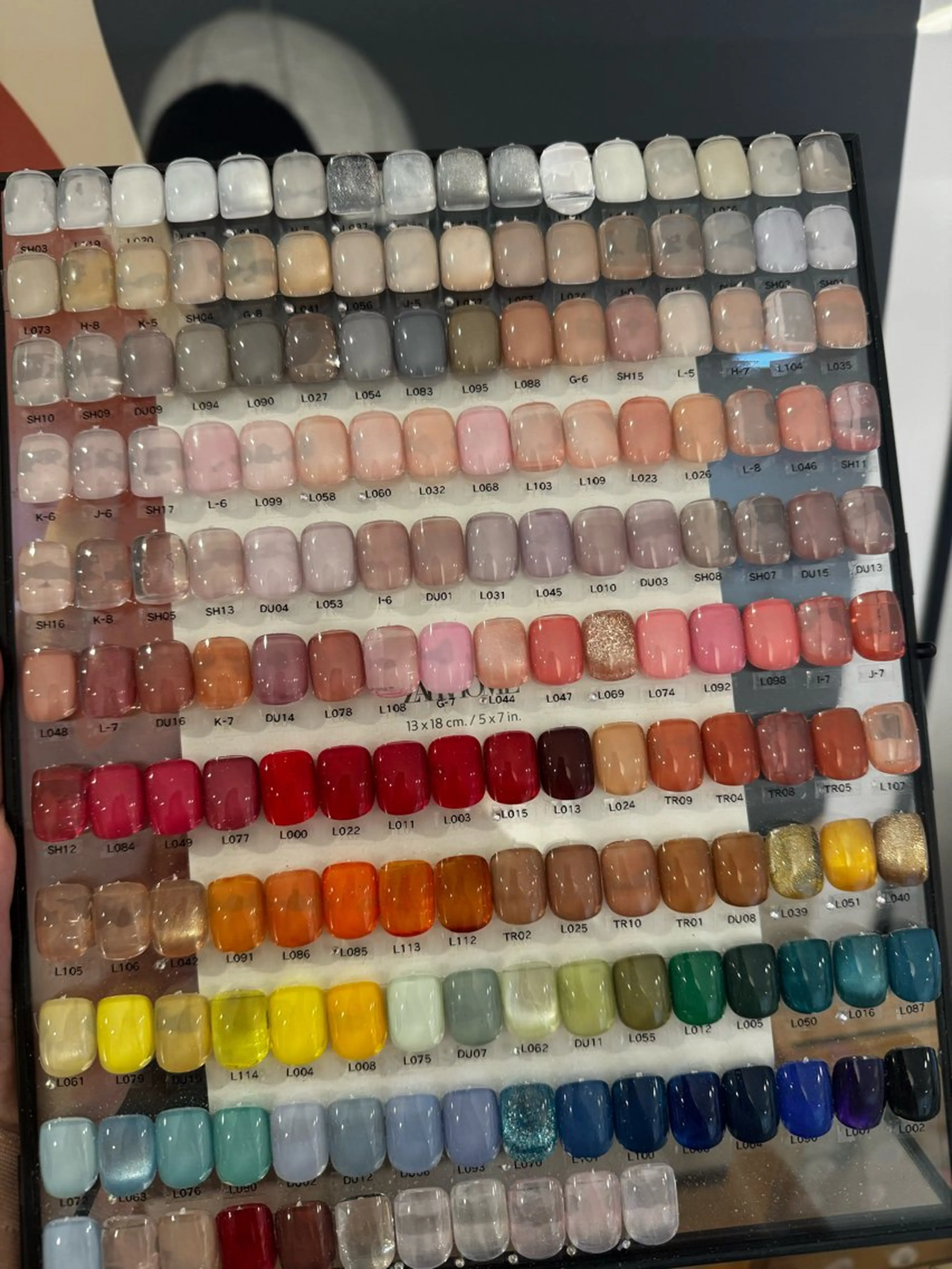 ネイル ハンドネイル soan 神楽坂店 mayuのネイルデザイン