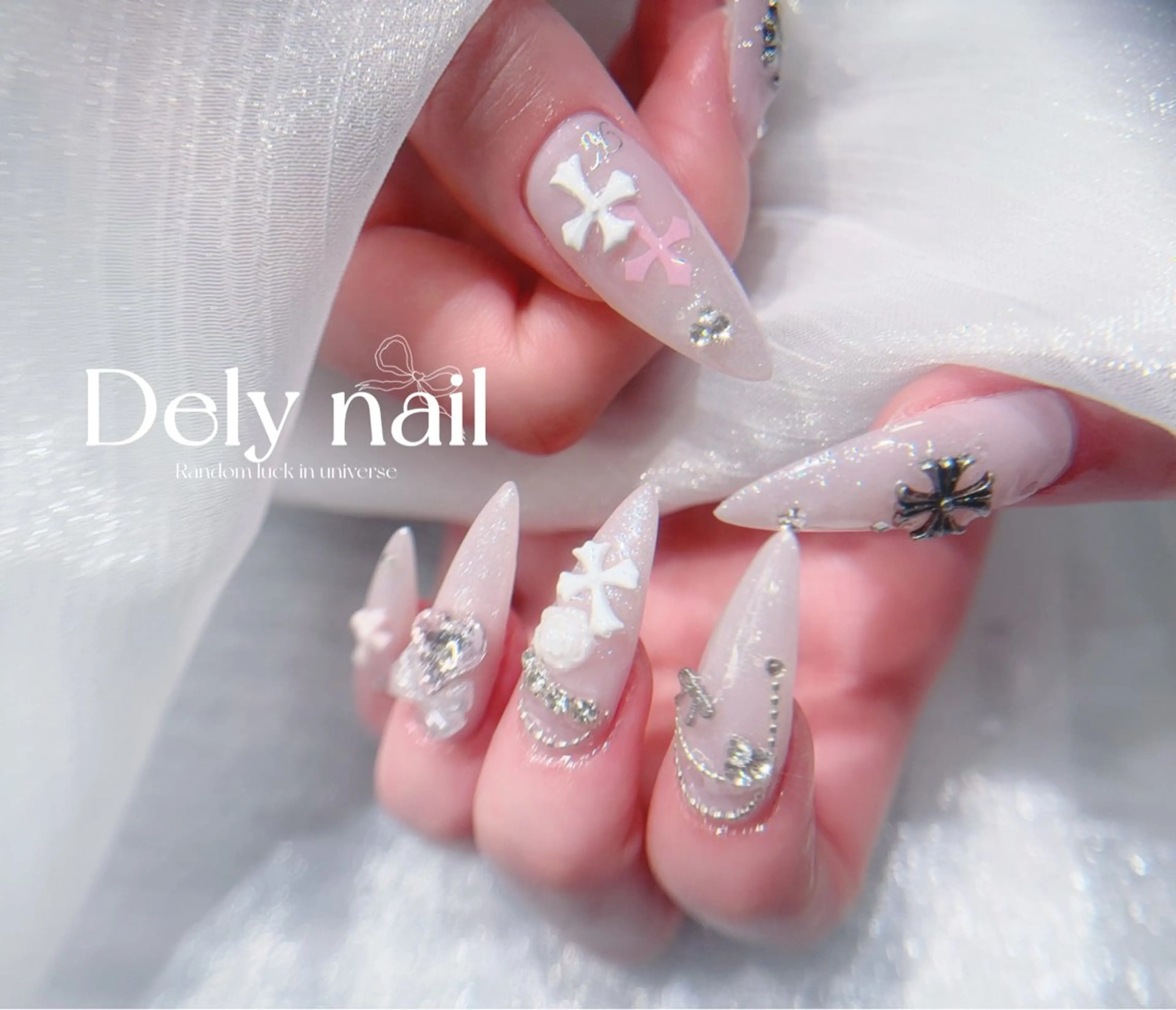 ロング ハンドネイル Dely Nailのネイルデザイン