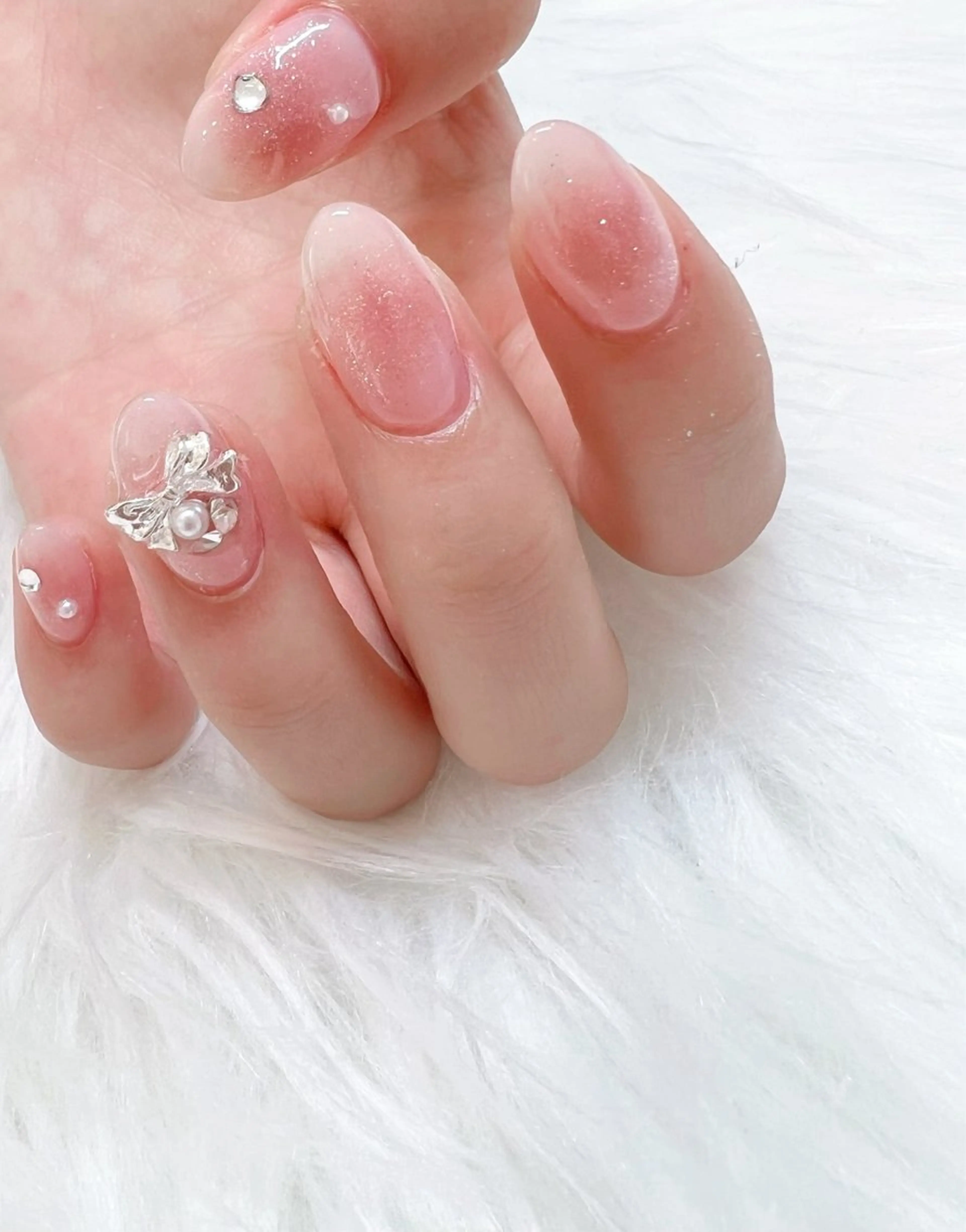 ネイル b-atelier MEGURO | ビーアトリエ目黒所属・nailartist Noeのネイルデザイン
