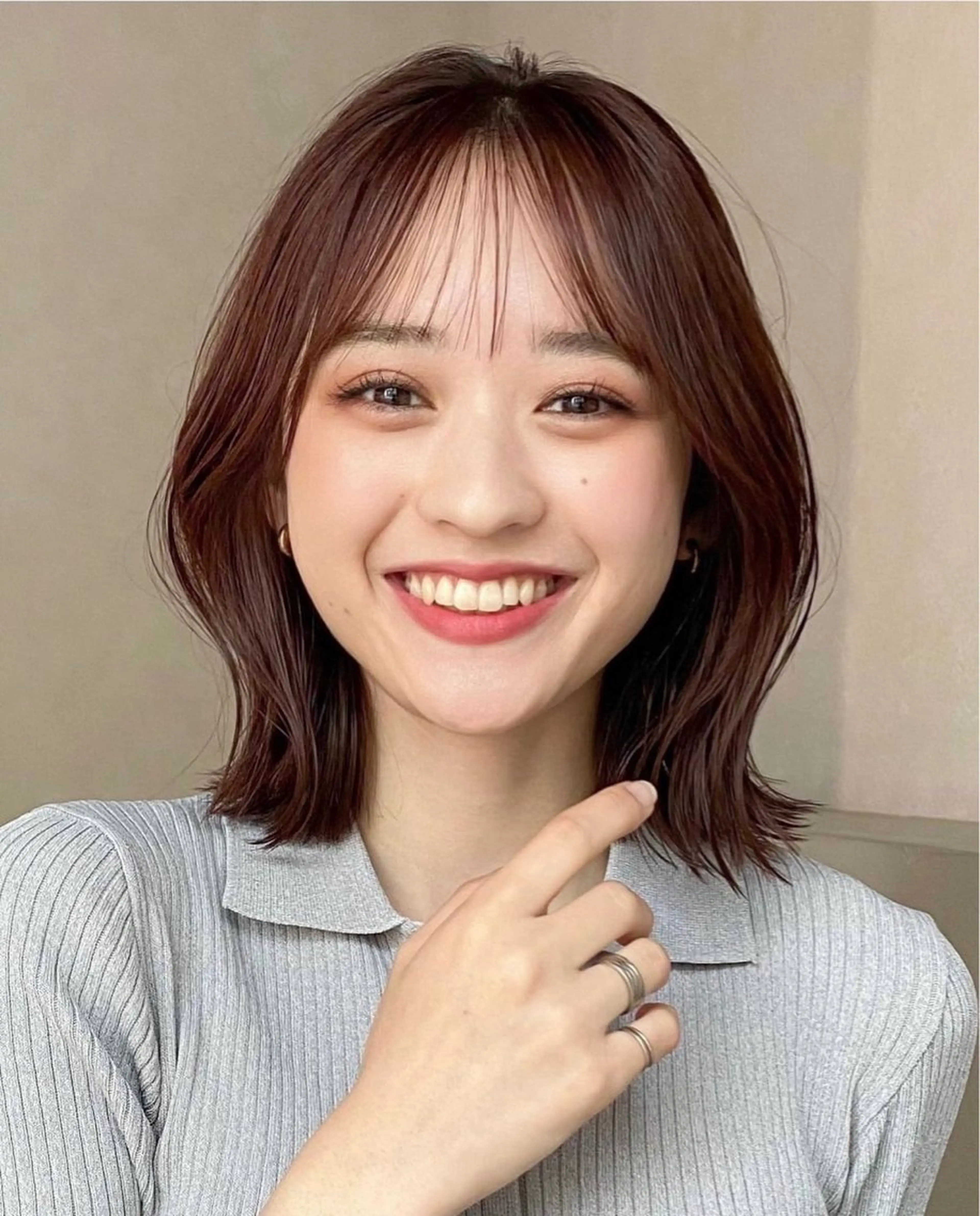 ショート ボブ くびれヘア ミディアムヘア Chifumiのヘアスタイル