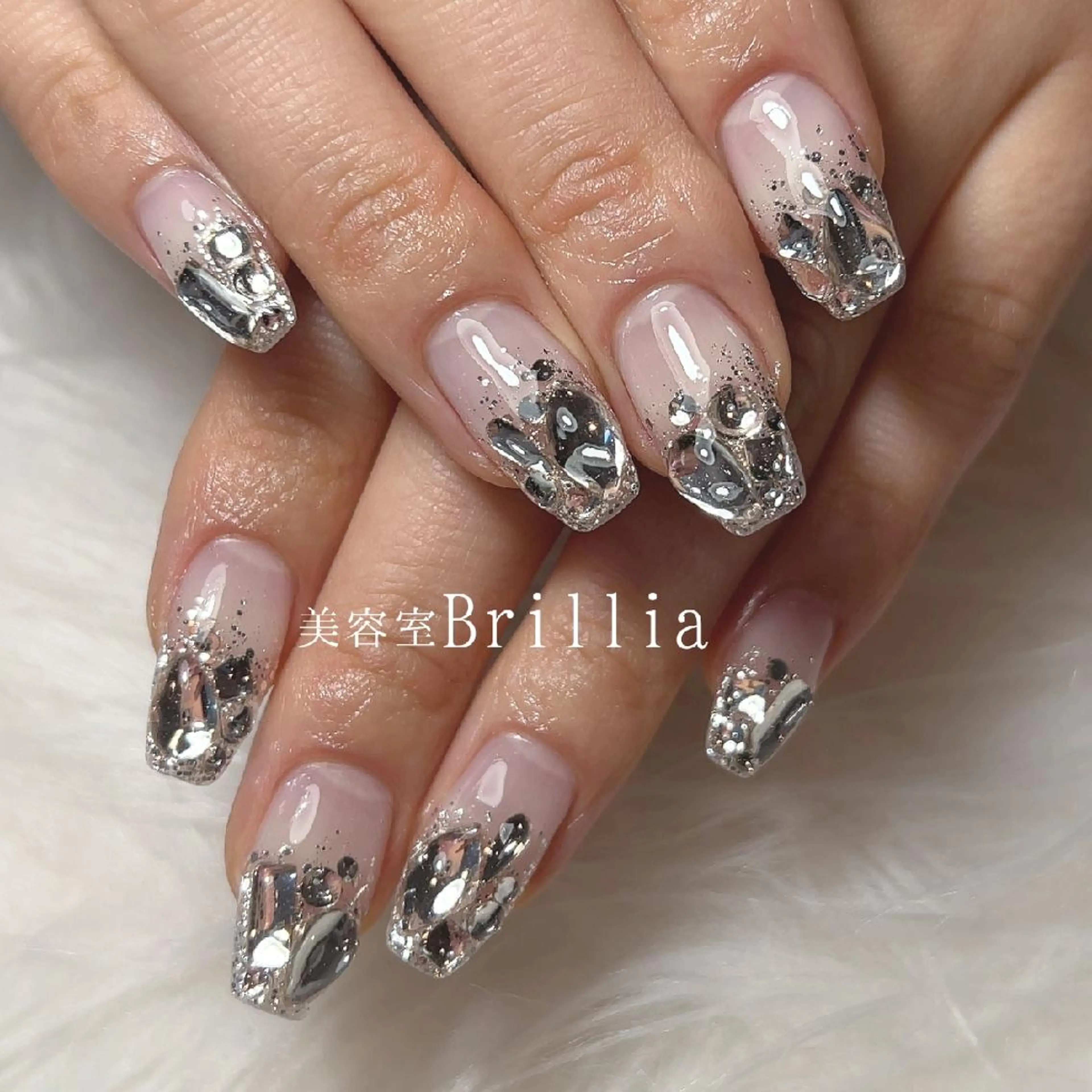 ネイル ハンドネイル 柴田 彩のネイルデザイン