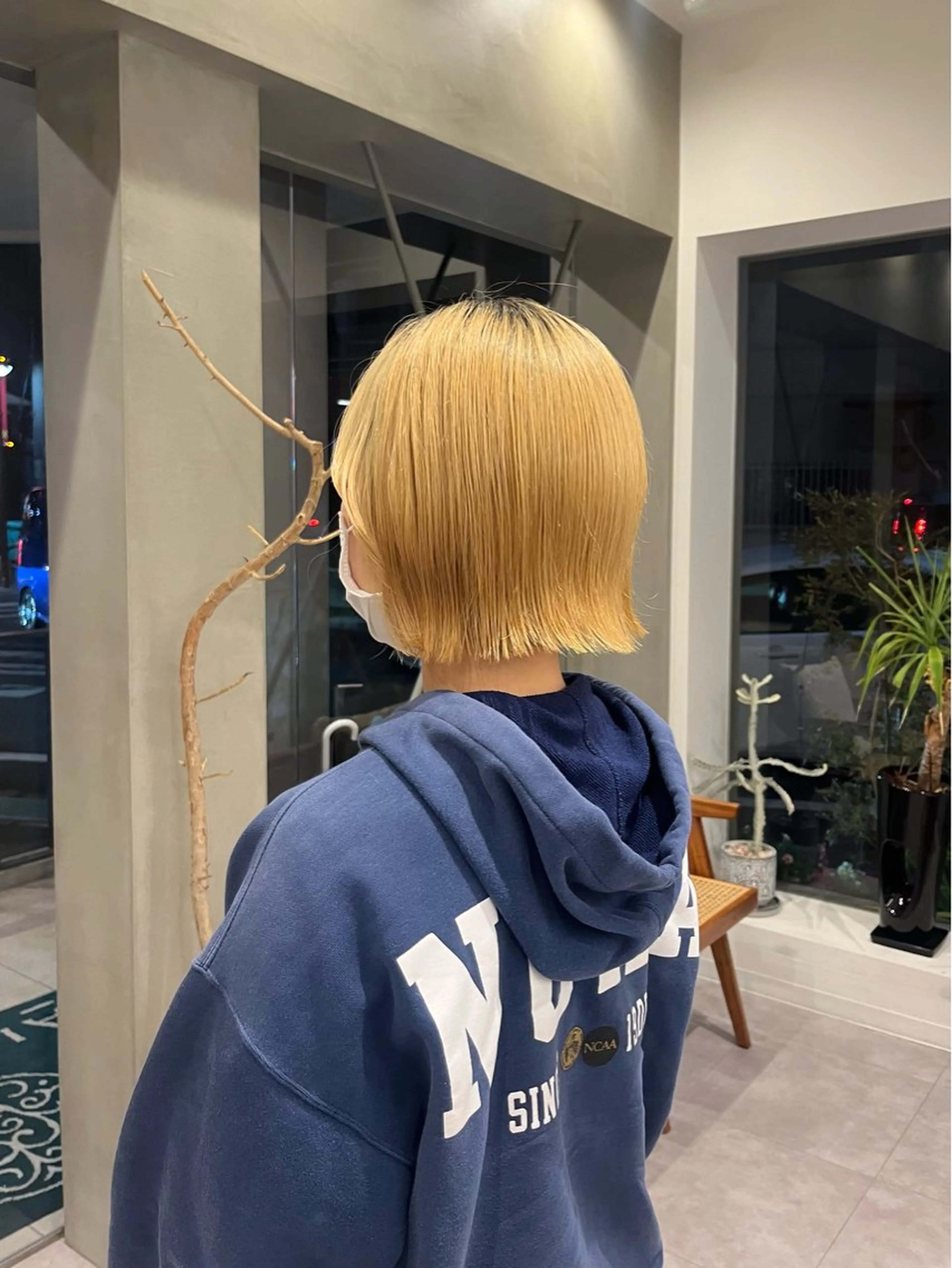 ショート ボブ くびれヘア 顔周りカット レイヤーカット AILERON 陣岸のヘアスタイル