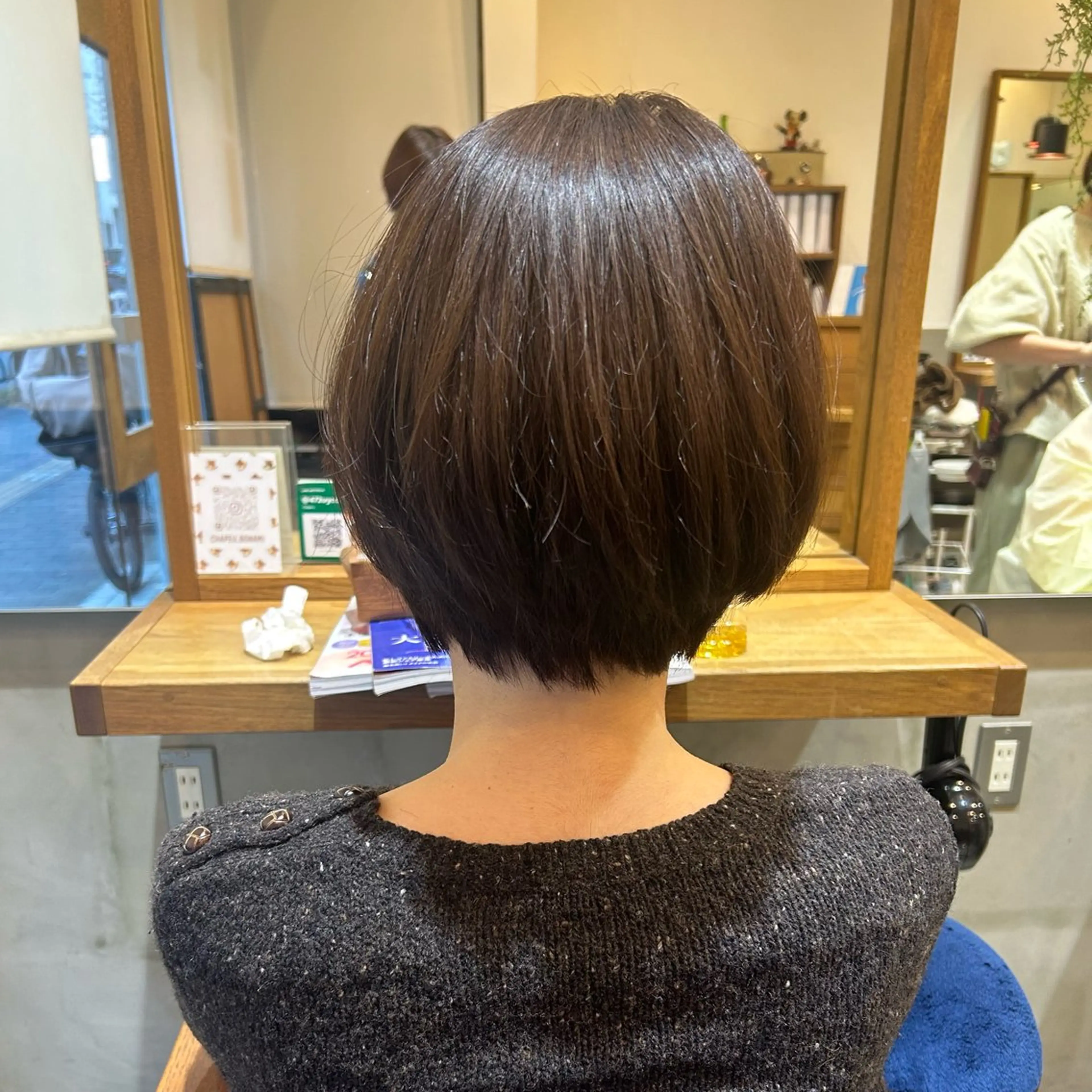ショート カット ヘアカラー トリートメント 若狭 彩花のヘアスタイル
