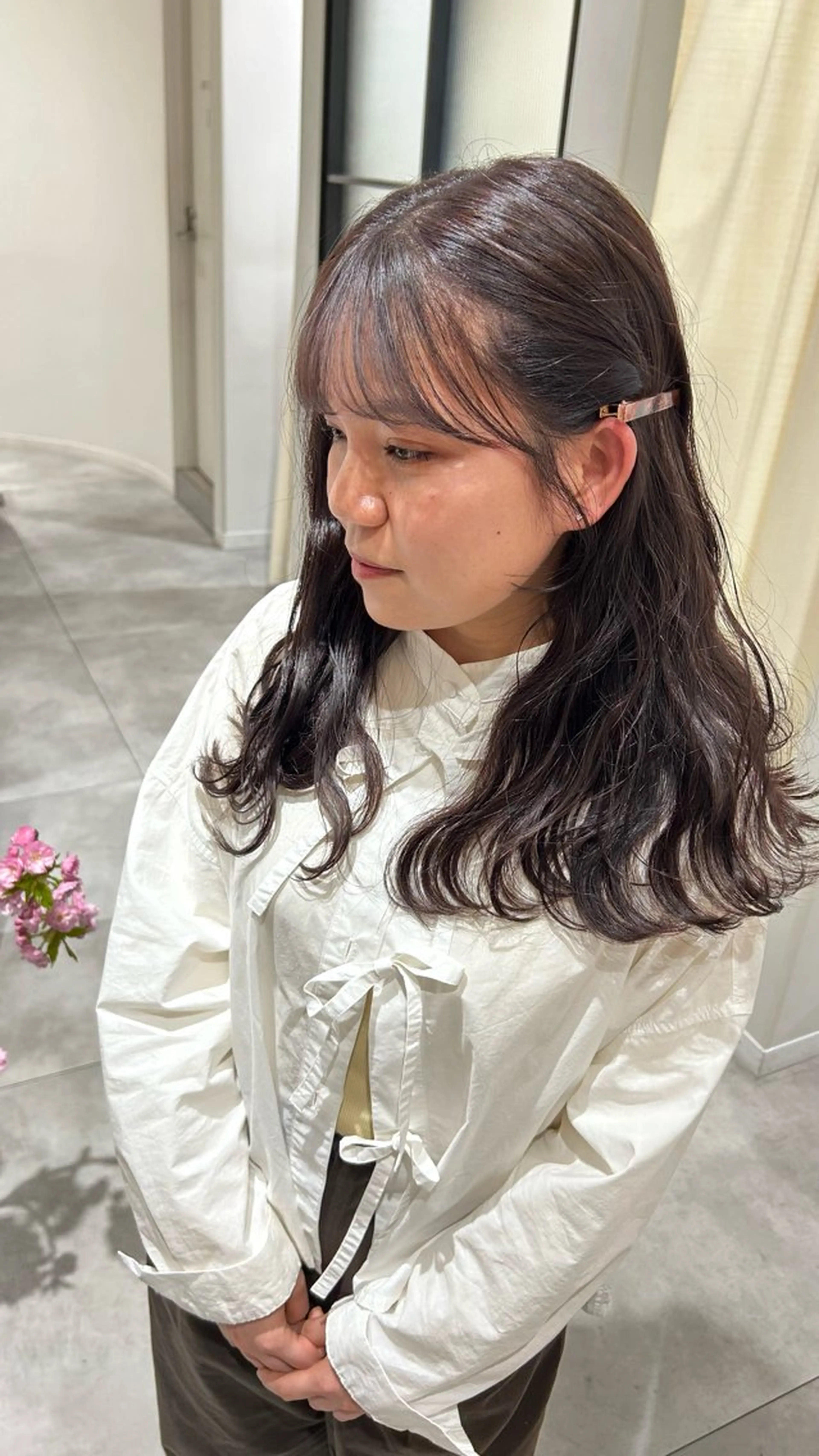 セミロング カラー カット ヘアカラー オリーブベージュ/ ブリーチなし透明感のヘアスタイル