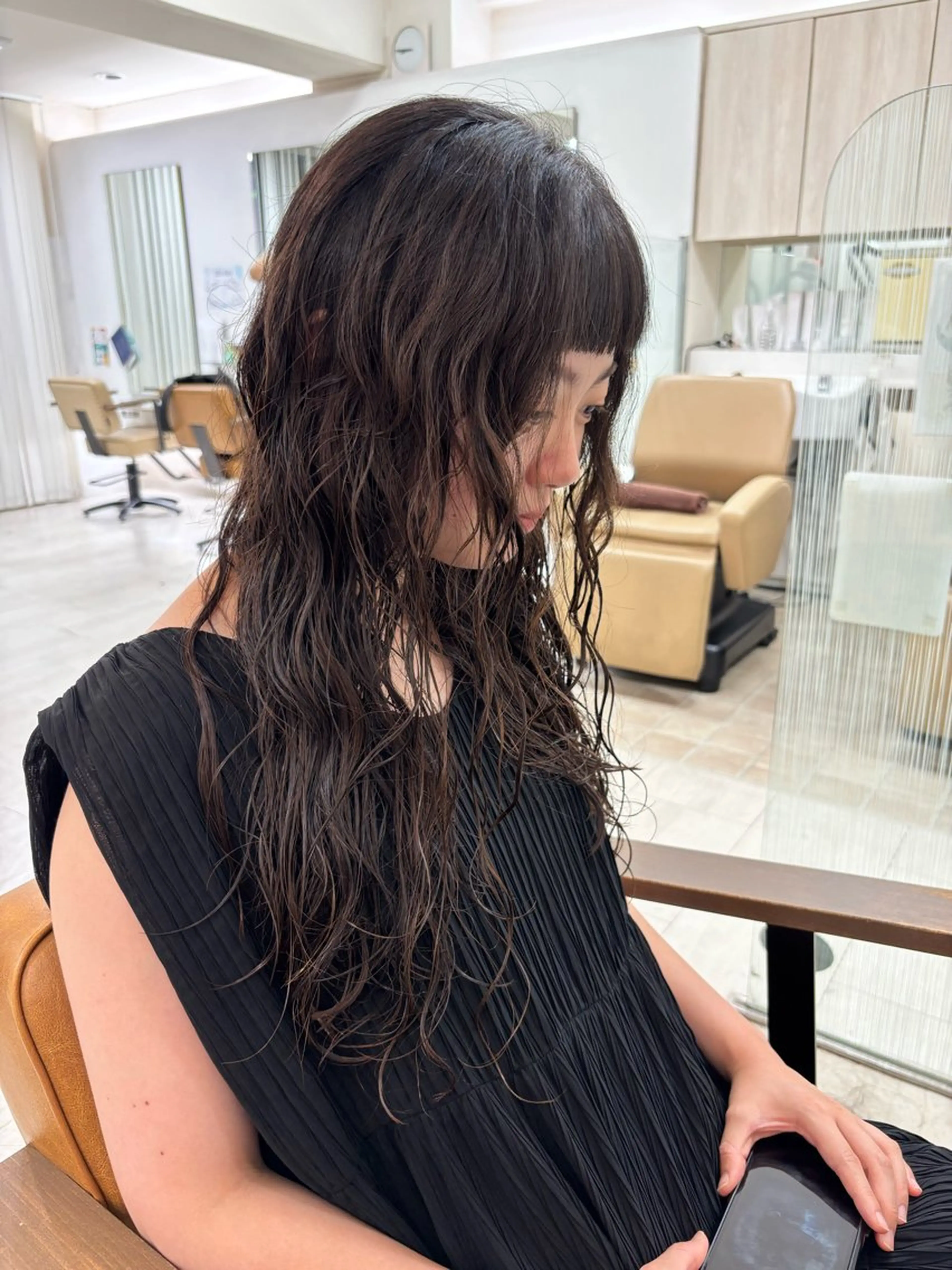ロング パーマ オン眉 カットモデル募集/ 加藤美月のヘアスタイル