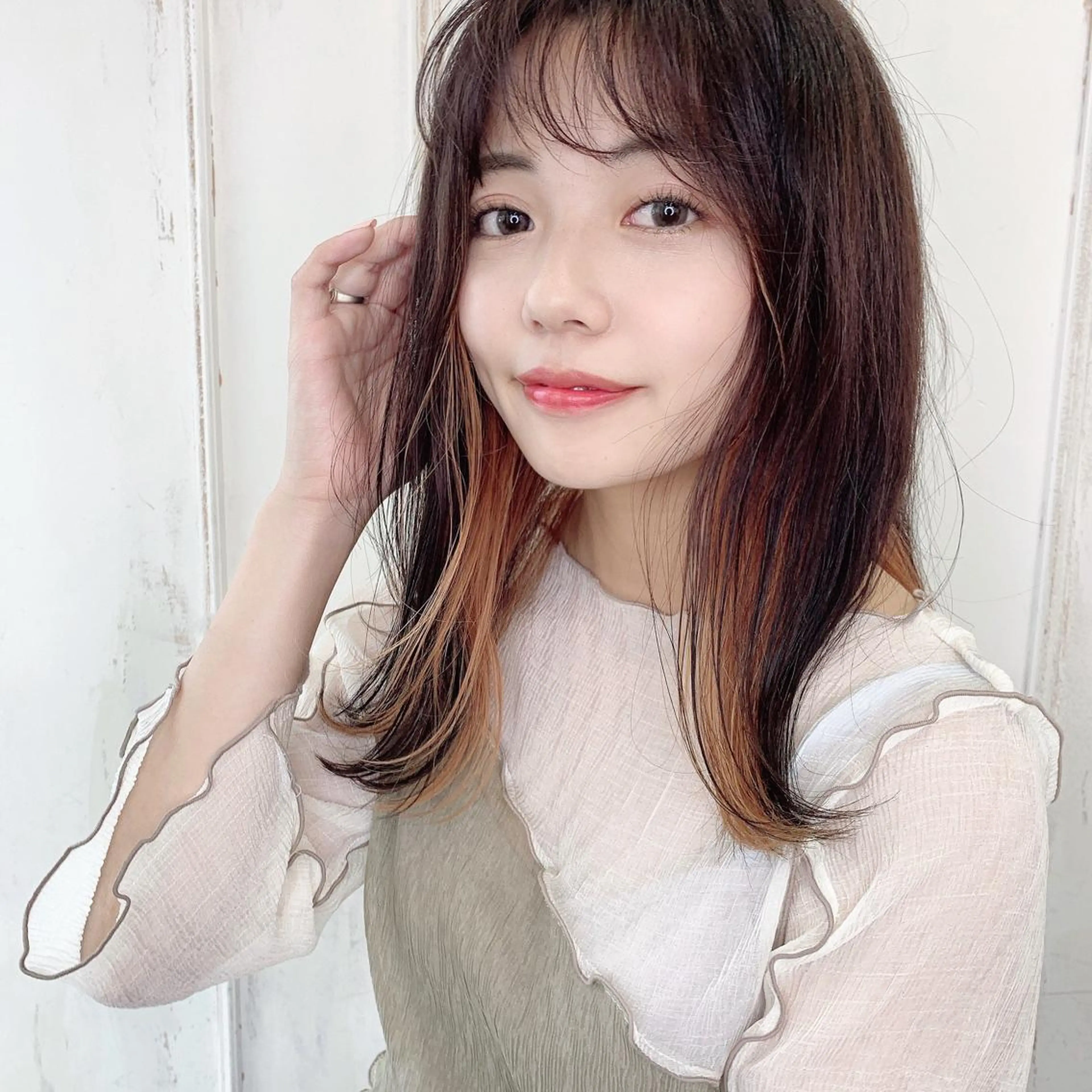 セミロング カラー インナーカラー ヘアカラー Sana / 韓国ヘア / カラーのヘアスタイル