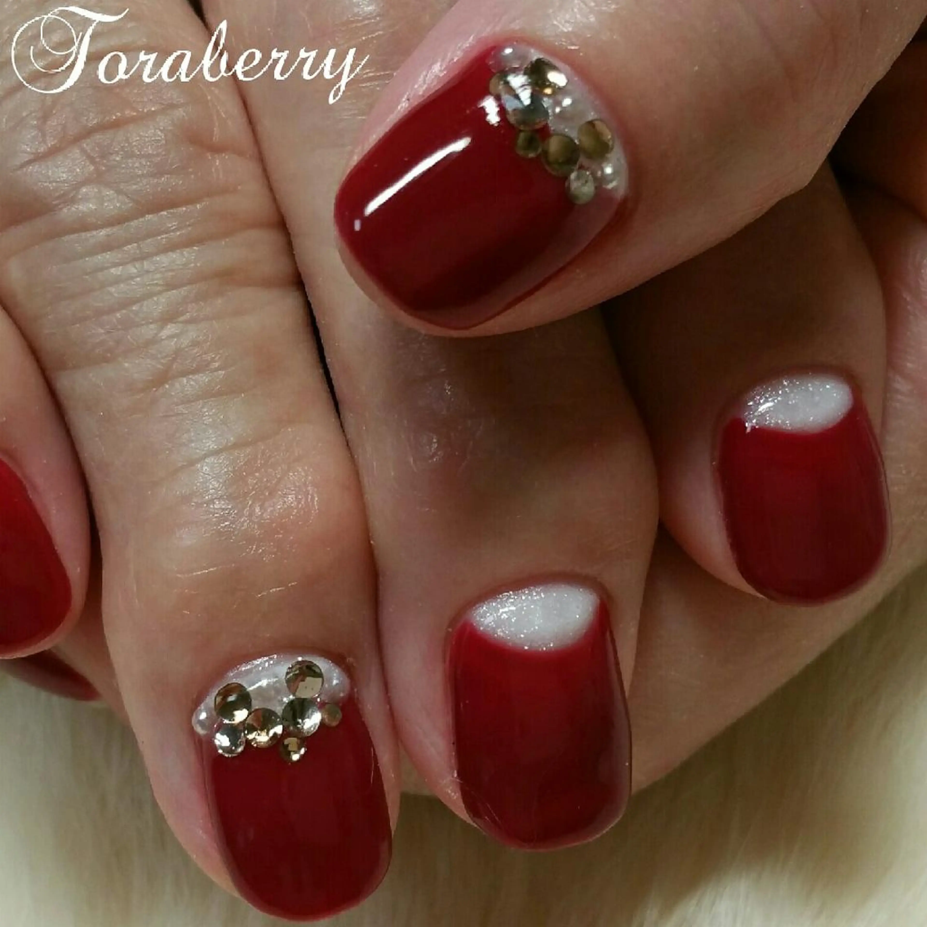 ネイル ボルドー ハンドネイル ネイリスト なつみのネイルデザイン