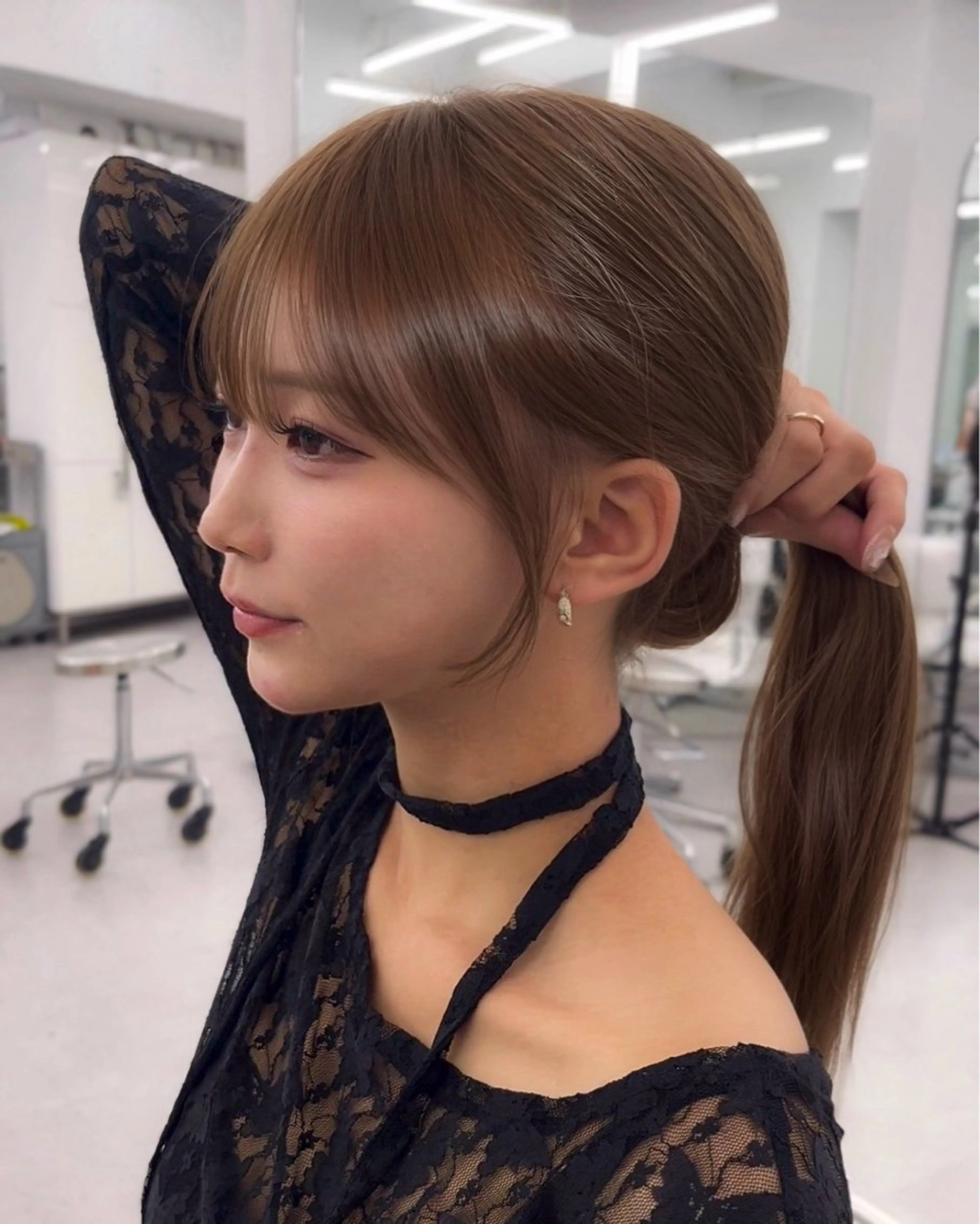 セミロング カラー レイヤーカット シースルーバング 透明感カラー✨🩵 韓国ヘアkanatoのヘアスタイル