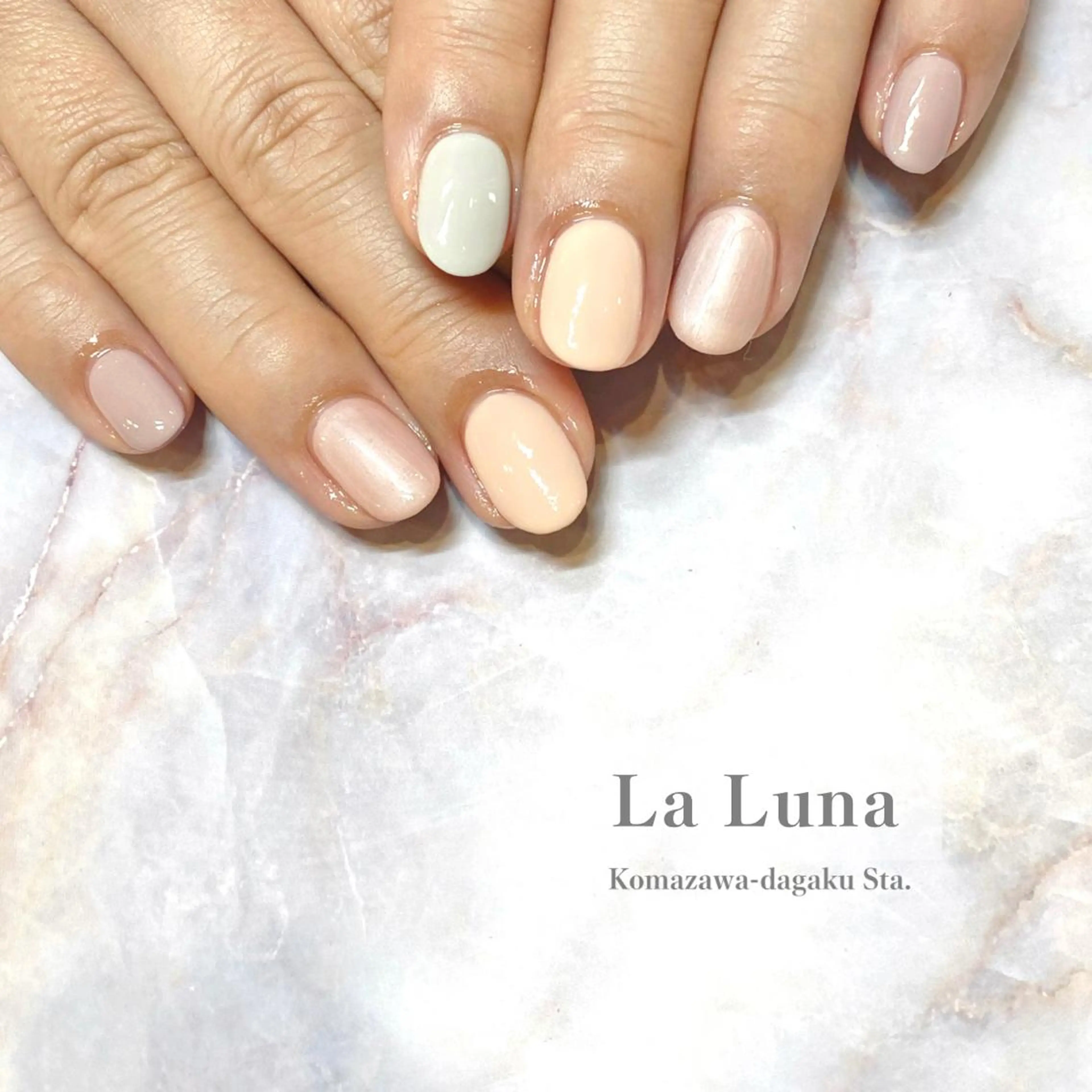 ネイル ワンカラーネイル ＬａＬｕｎａ🌙 Natsukiのネイルデザイン