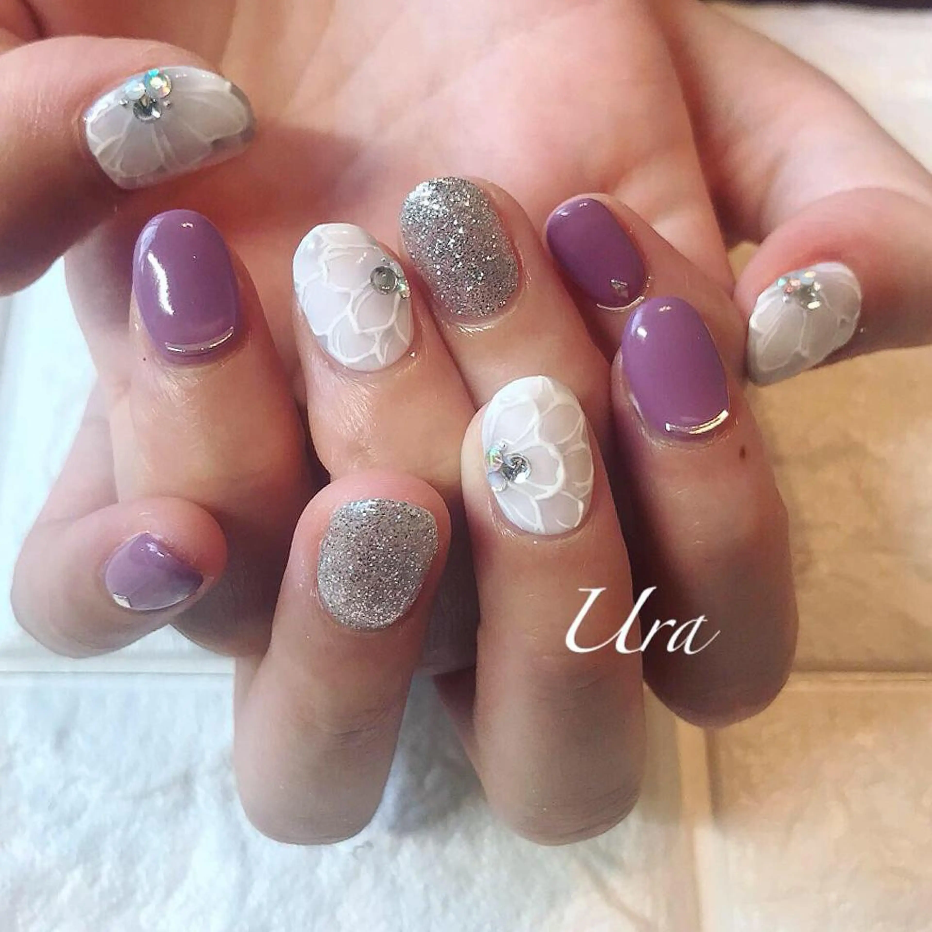 ネイル UrakoNail 《nail》のネイルデザイン