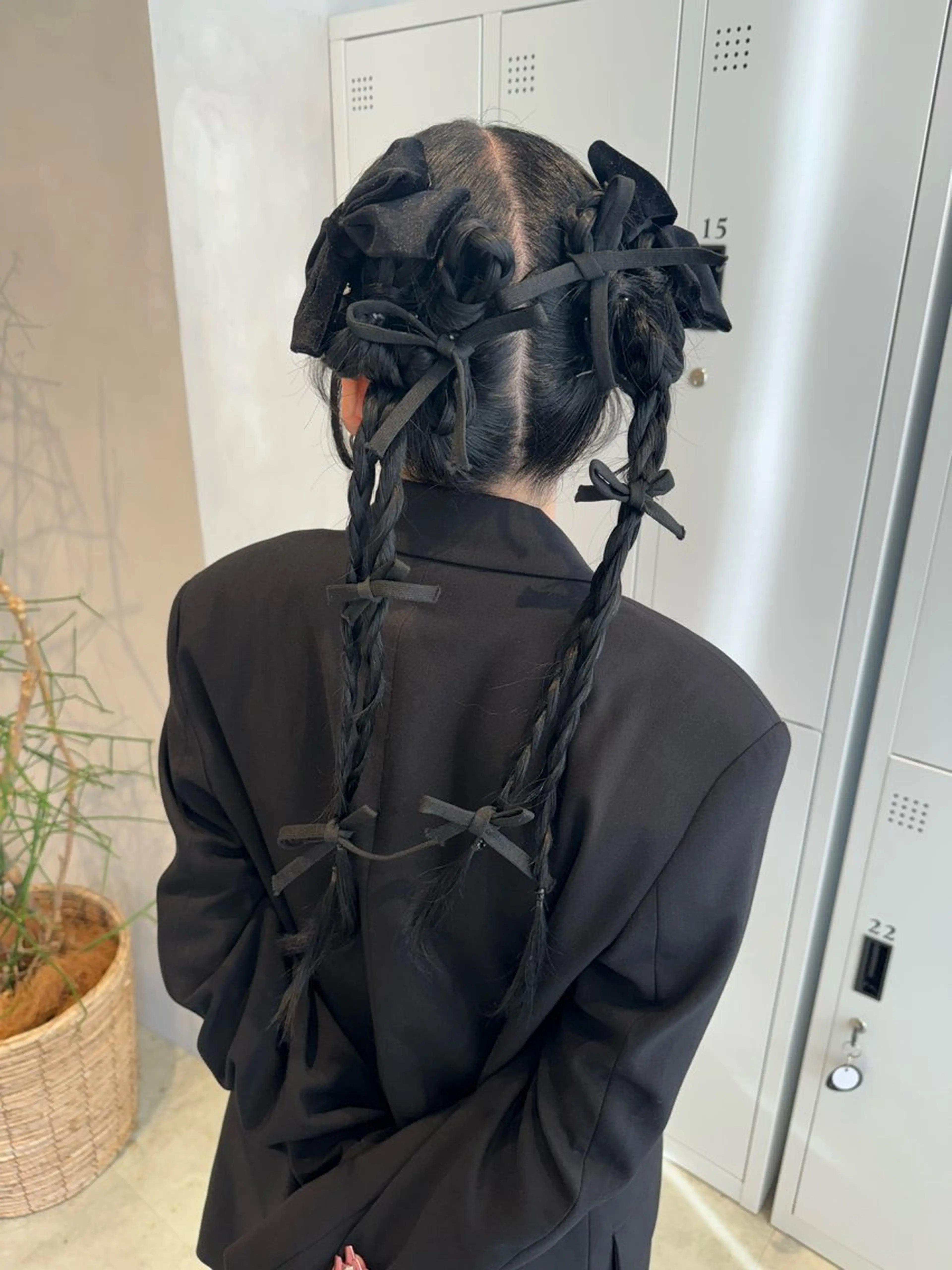 ロング ヘアアレンジ 韓国風ヘア 透明感カラー✨艶髪 制作🌱山根あゆみのヘアスタイル