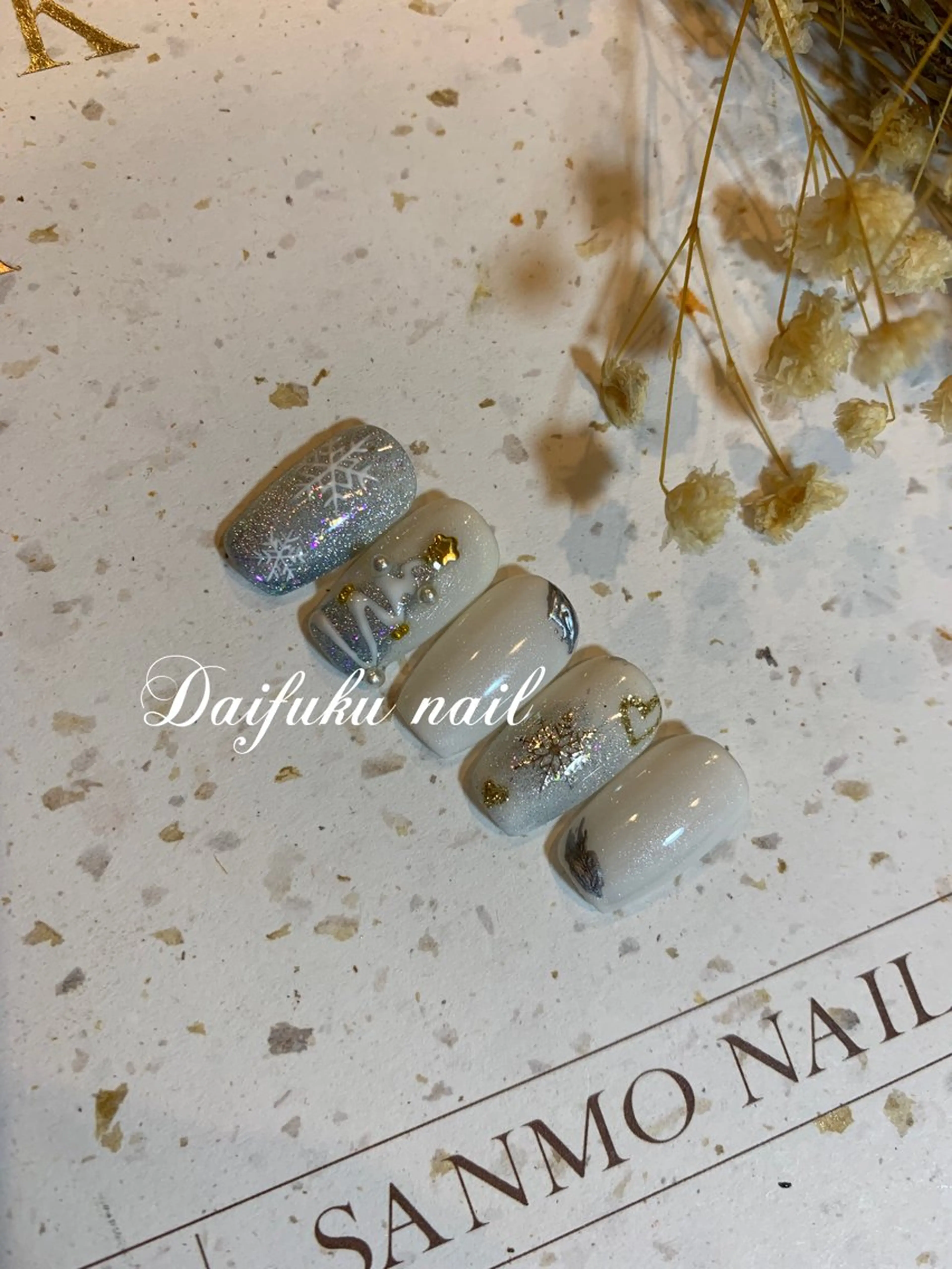 ミディアム Daifuku nailsのネイルデザイン