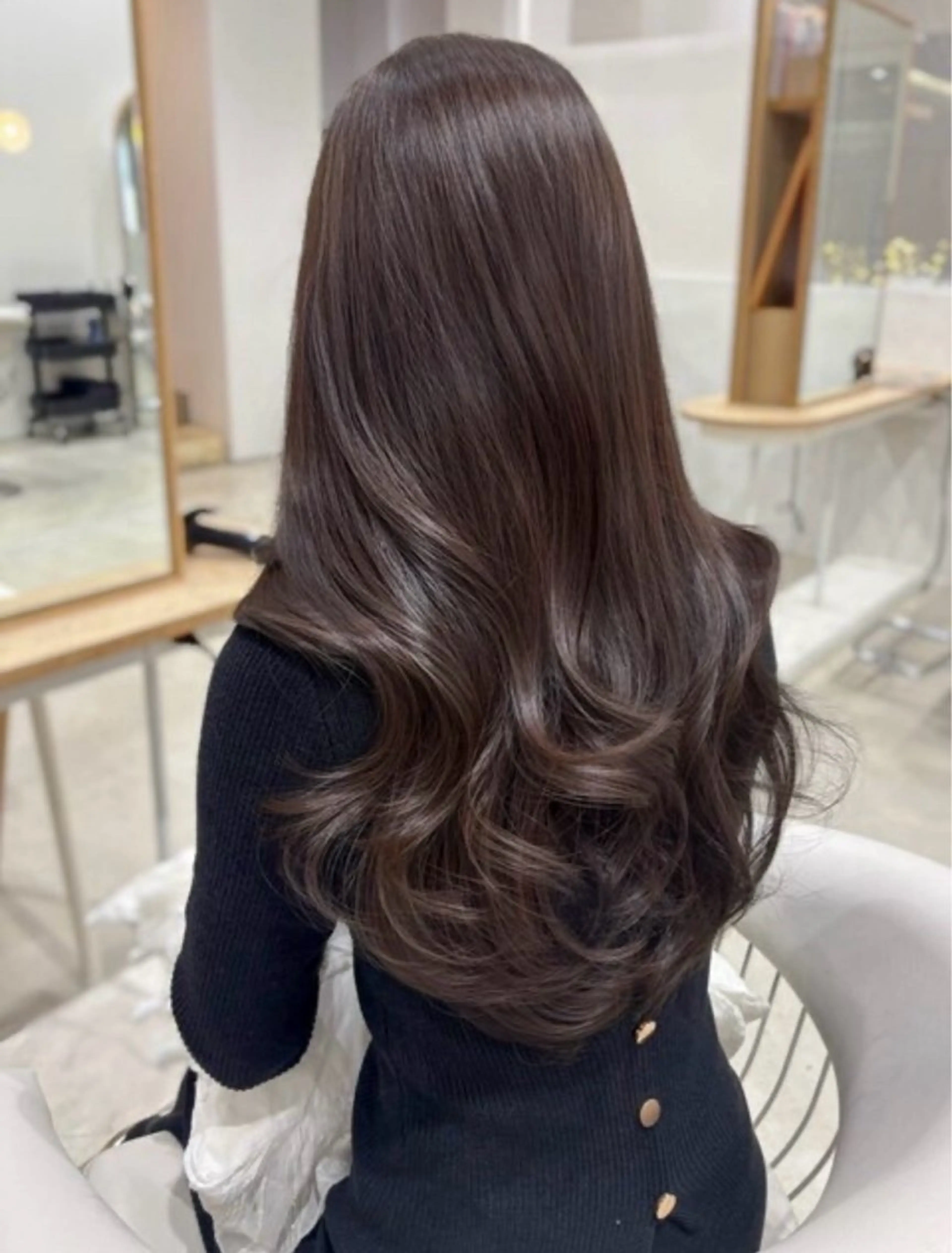 ロング カラー カット ヘアカラー トリートメント mana /韓国風レイヤーのヘアスタイル