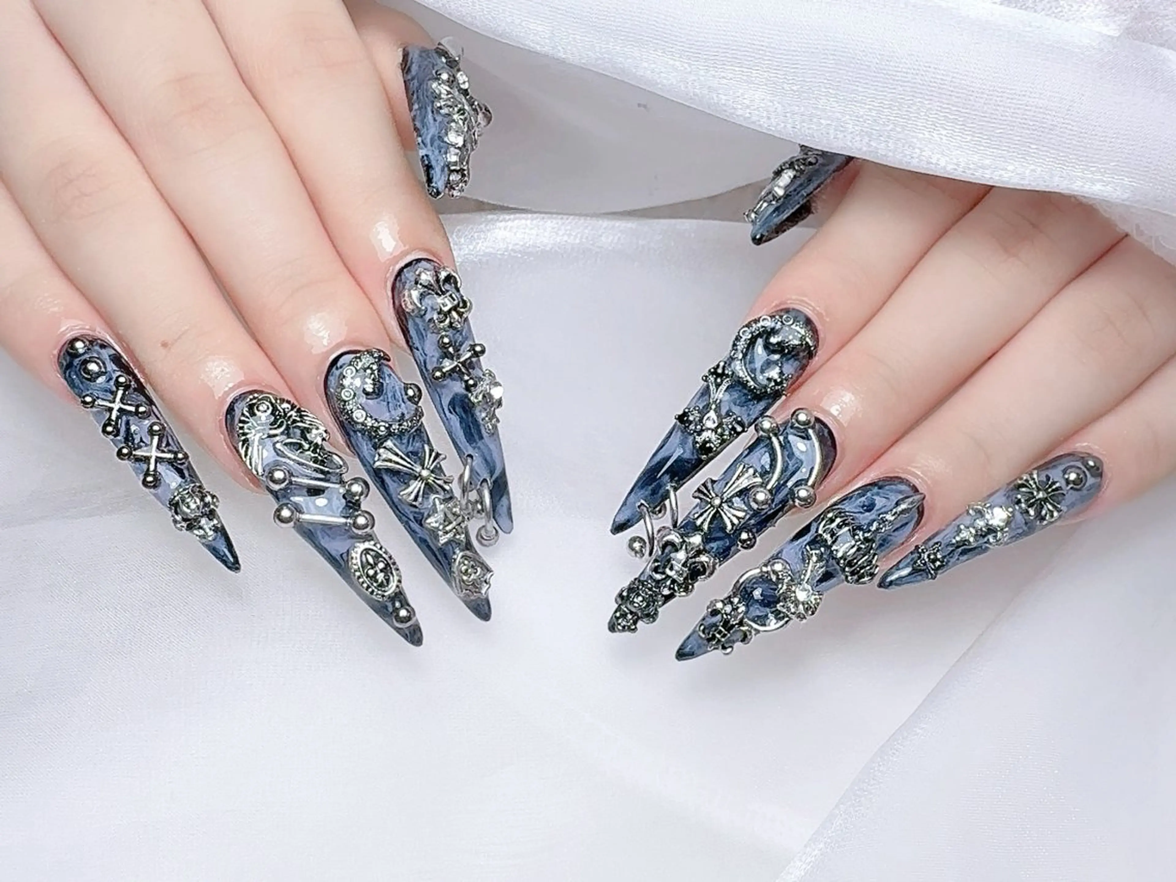 ネイル 🎀Ｍ nails✨ ビューティーのネイルデザイン