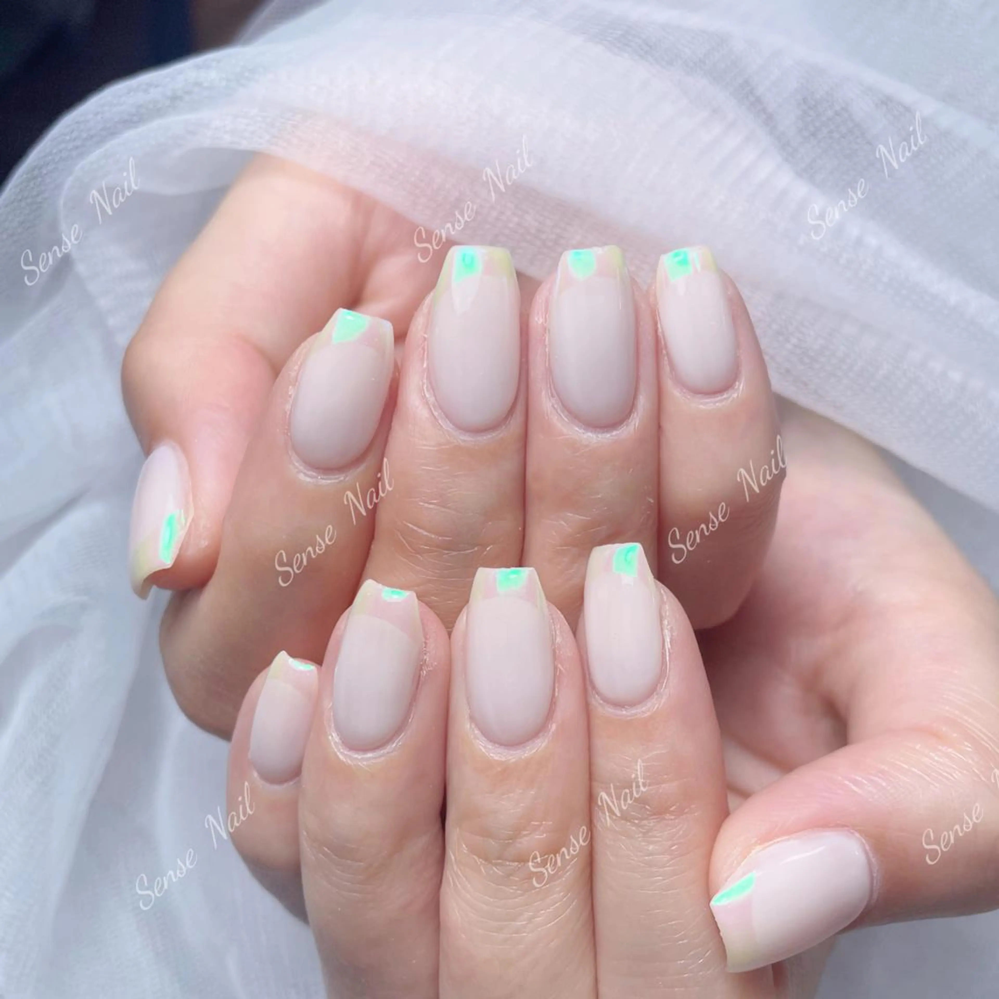 ネイル ハンドネイル ハンドケア Feinn Ink💕のネイルデザイン