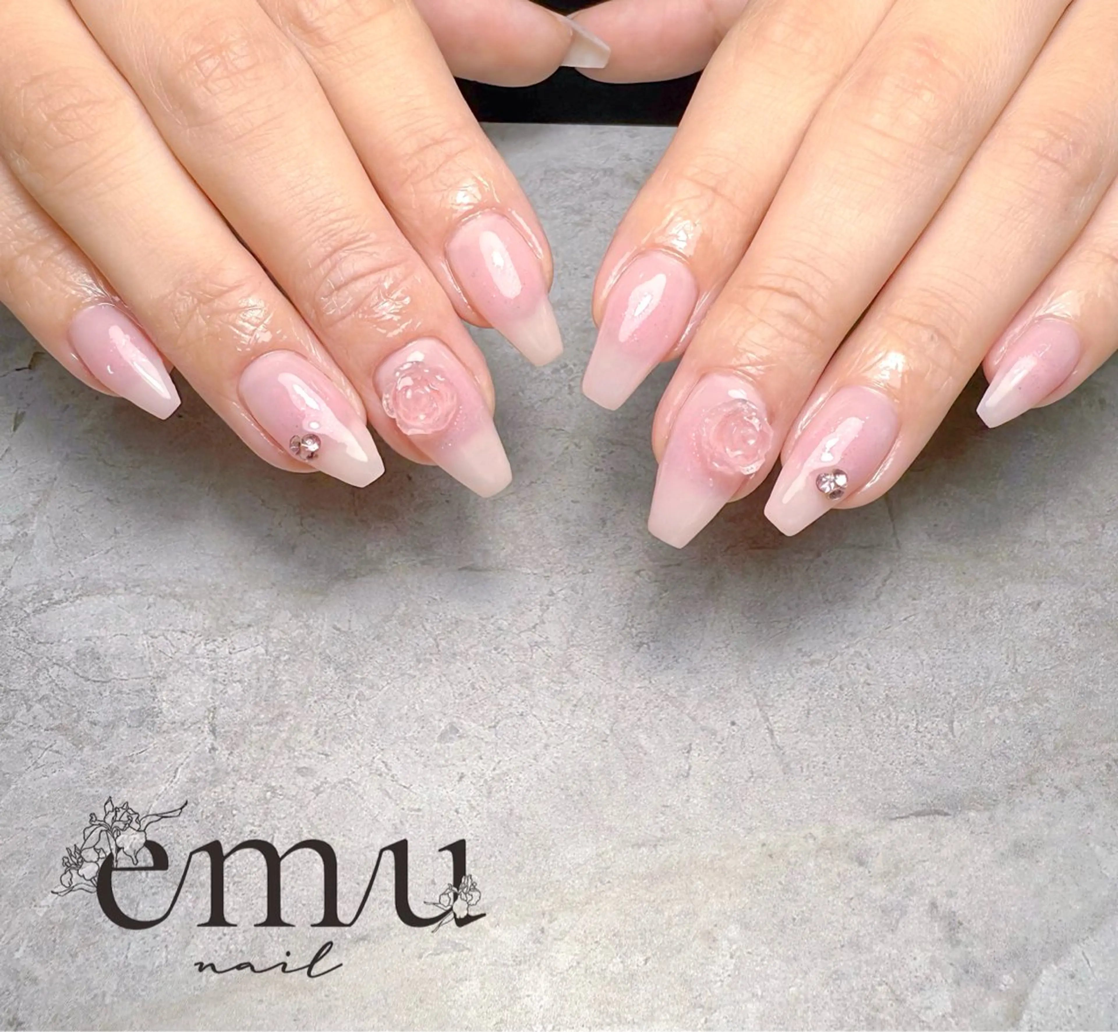 ネイル チークネイル nail salon emuのネイルデザイン