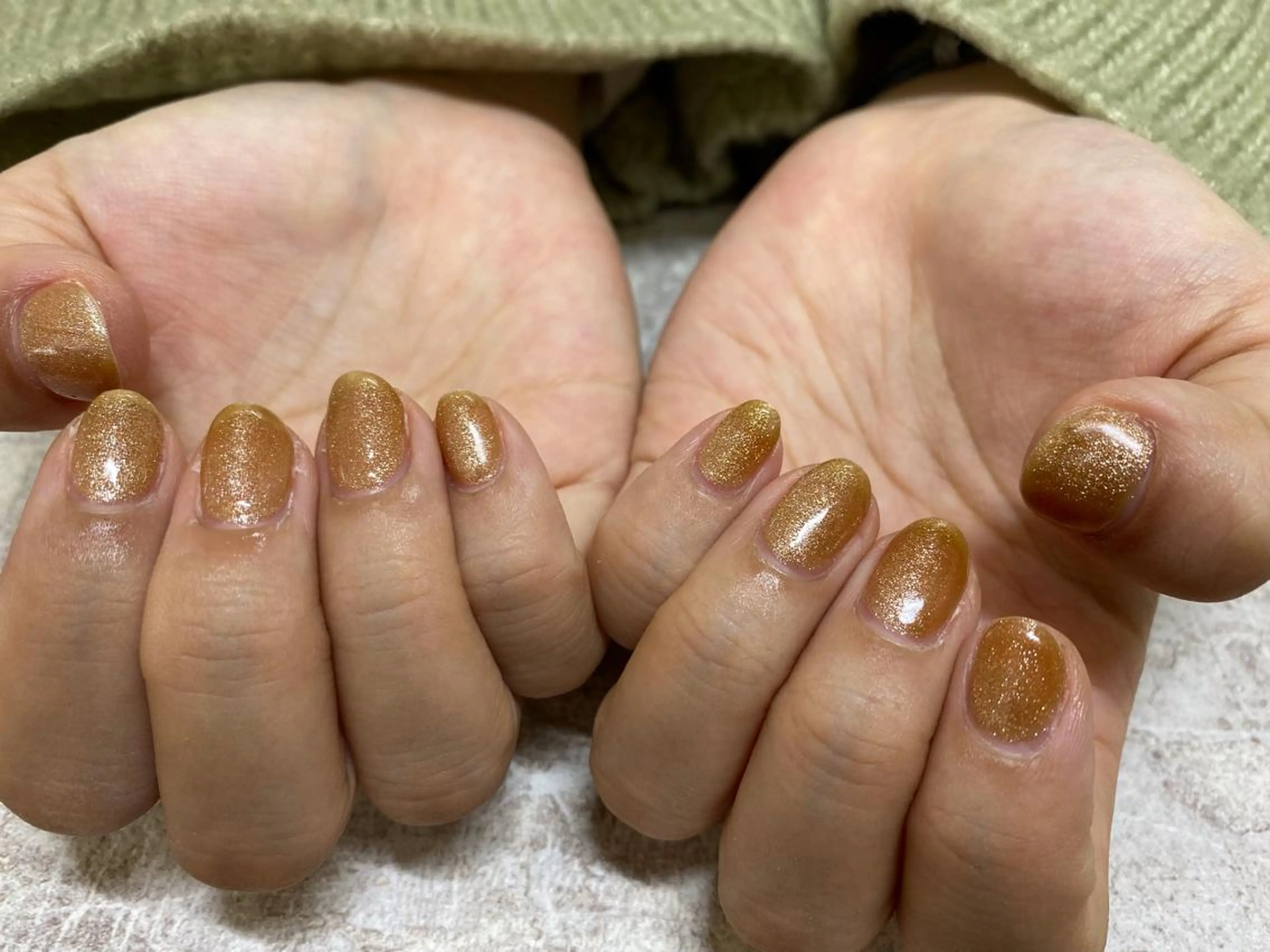 ネイル マグネットネイル 黄色 ハンドネイル mogunail &blowのネイルデザイン