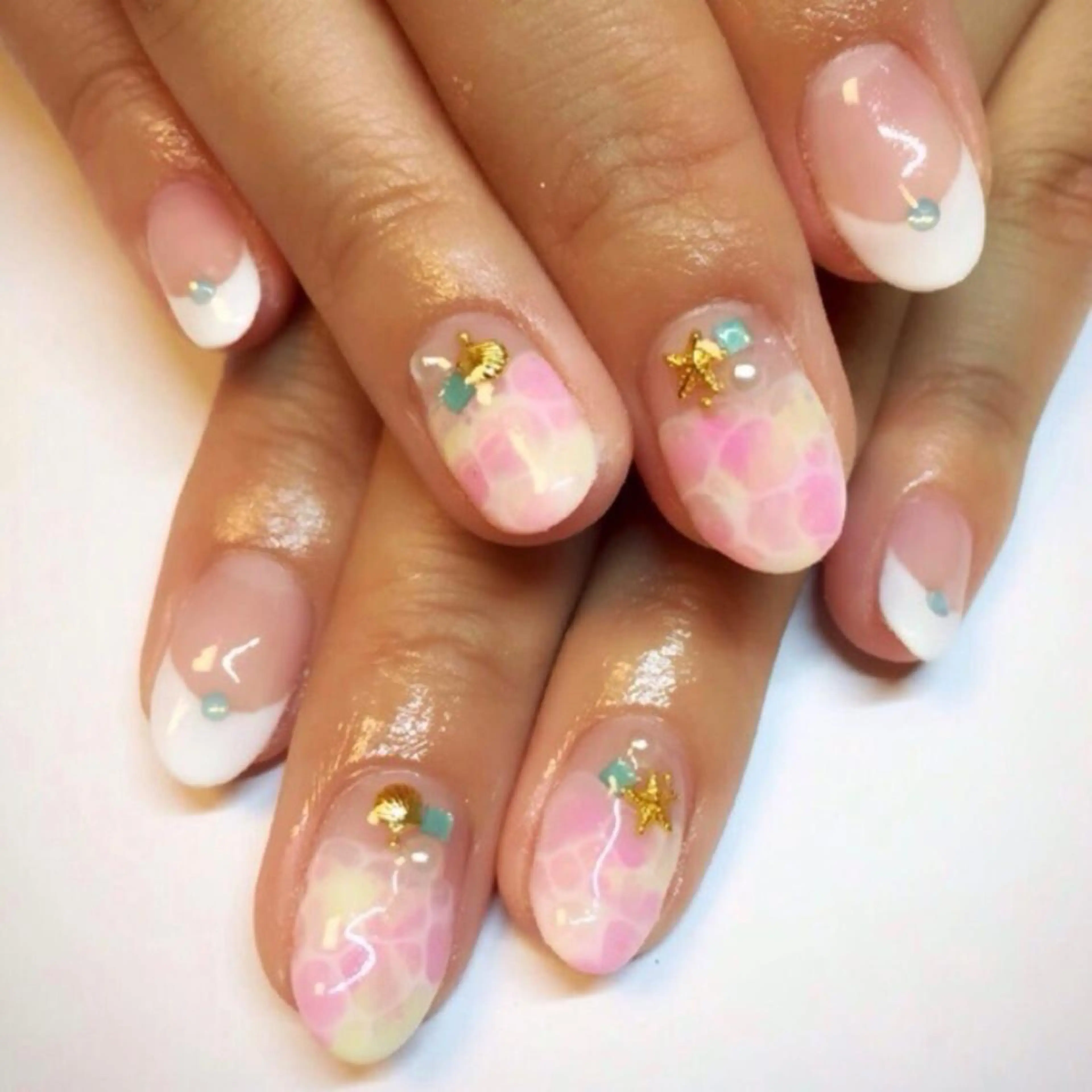 ネイル アートネイル 安藤 Charlotteのネイルデザイン