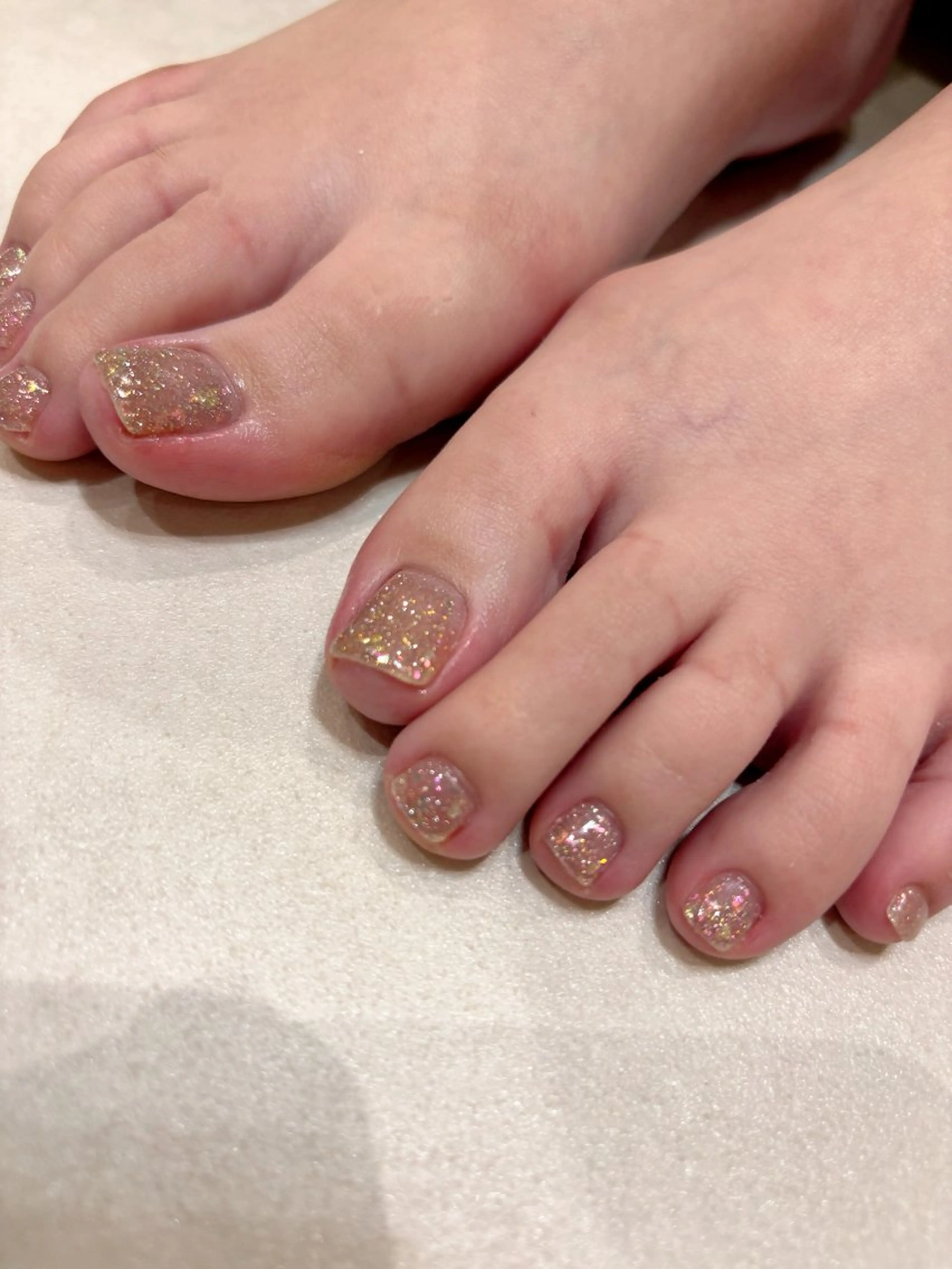 ネイル フットネイル ワンカラーネイル kanell⭐︎ ニュアンスネイルのネイルデザイン