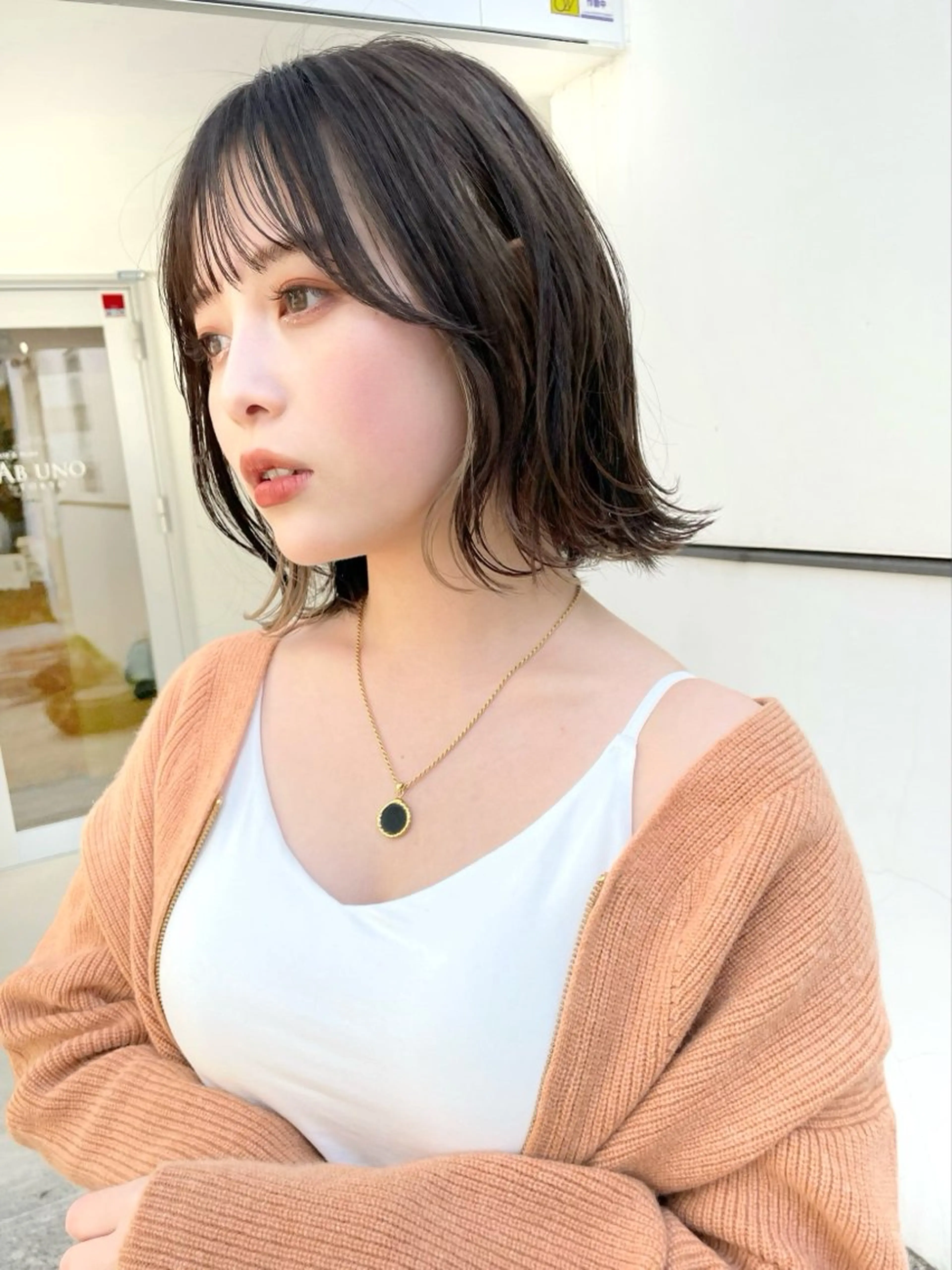 ミディアム カラー 切りっぱなしボブ ボブレイヤー ボブ くびれヘア 顔まわりレイヤー カット ヘアカラー 結べるレイヤーボブ くびれLady表参道のヘアスタイル