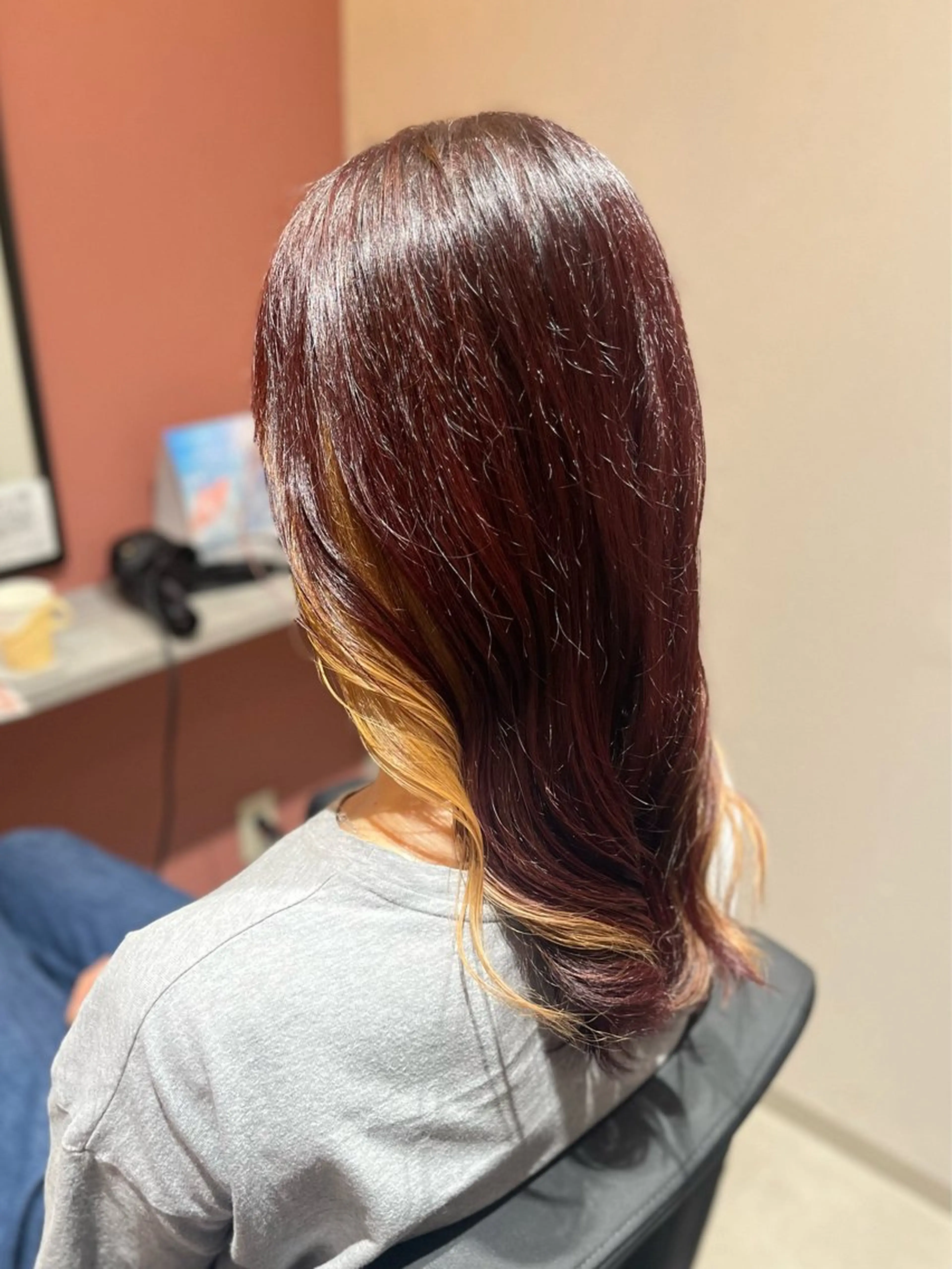 セミロング 森 いずなのヘアスタイル