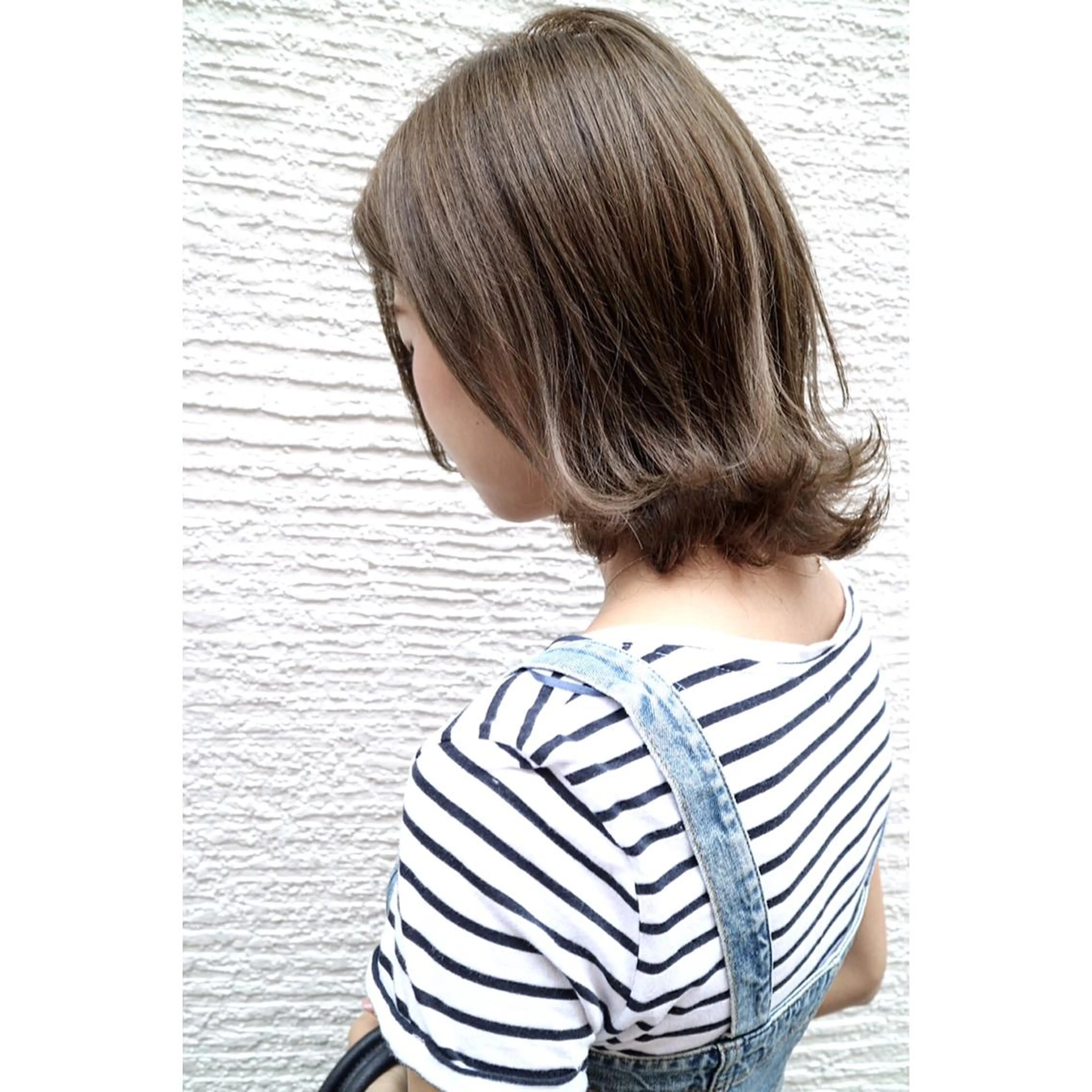 ミディアム カラー グレージュ イルミナカラー オリーブグレージュ オリーブグレー トリートメント OFF YUYAのヘアスタイル