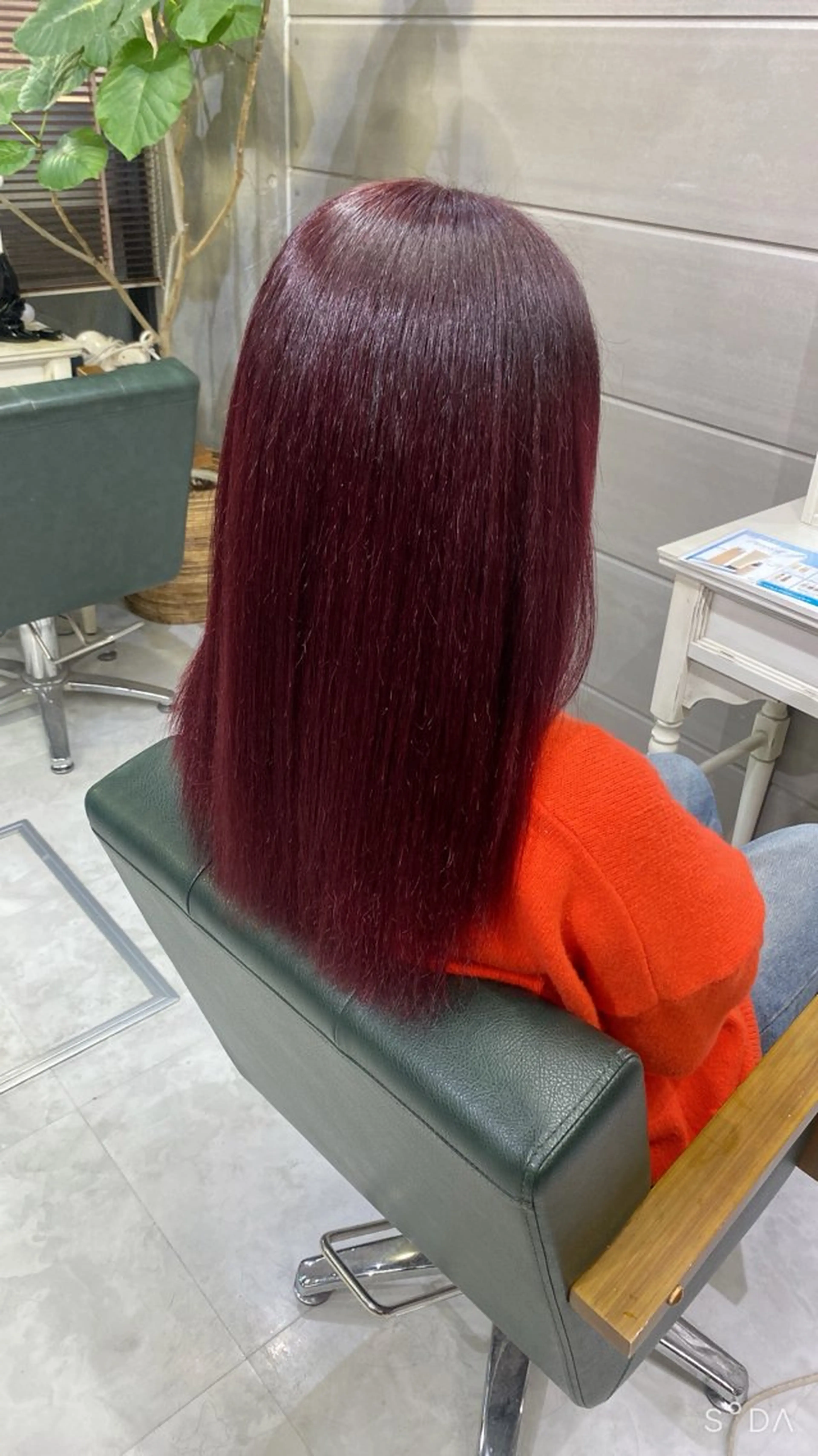 セミロング カラー ヘアアレンジ レッドカラー 🕯コバ/レイヤー/ 美髪縮毛🕯のヘアスタイル