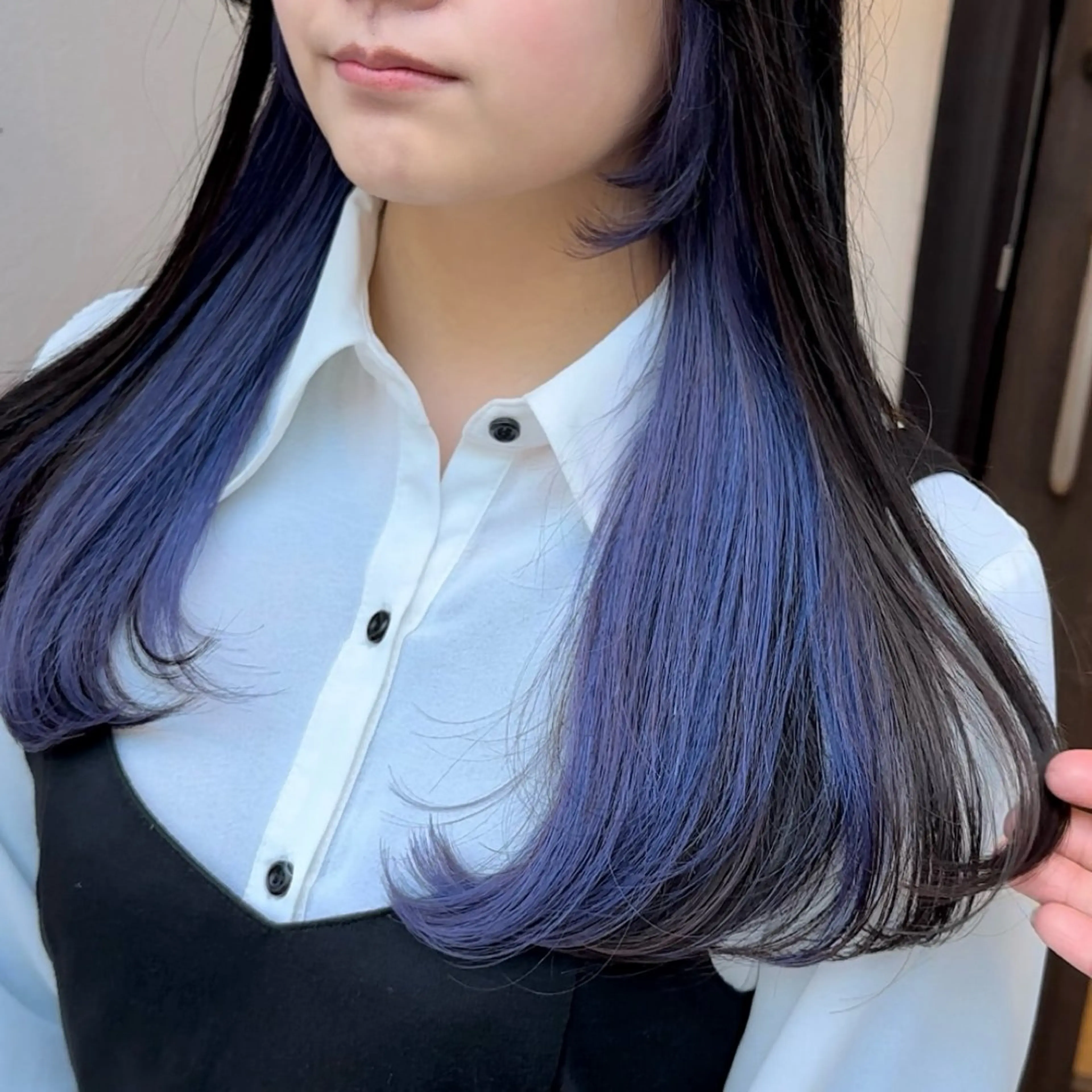 ロング カラー ブリーチ ケアブリーチ イヤリングカラー インナーカラー ラベンダーカラー カット ヘアカラー トリートメント インナーカラー/レイ ヤーカット♡/マキシのヘアスタイル